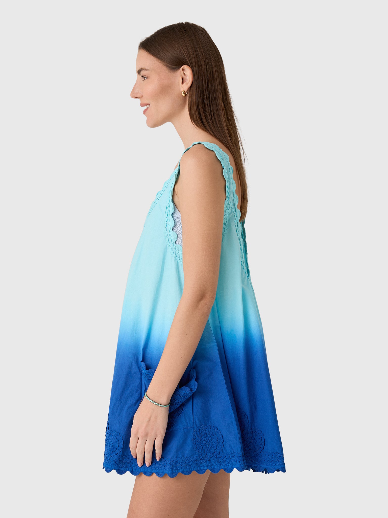 Juliet Dunn Women's Ombré Low Back Embroidered Dress - Saint Bernard
