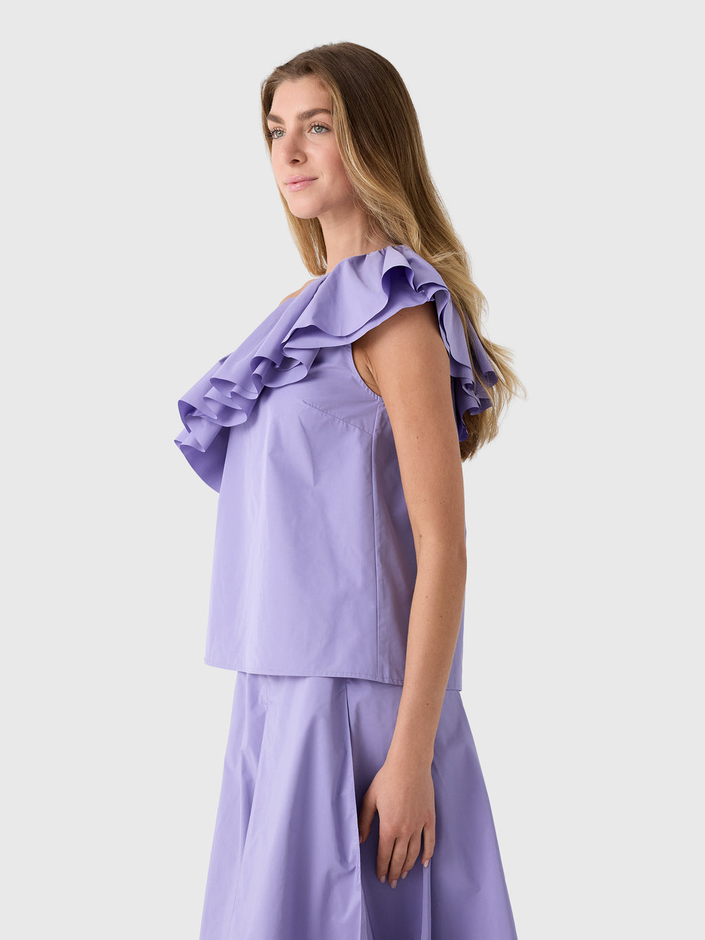 Essentiel Antwerp Women's Jillian Asymmetric Ruffle Top - Saint Bernard