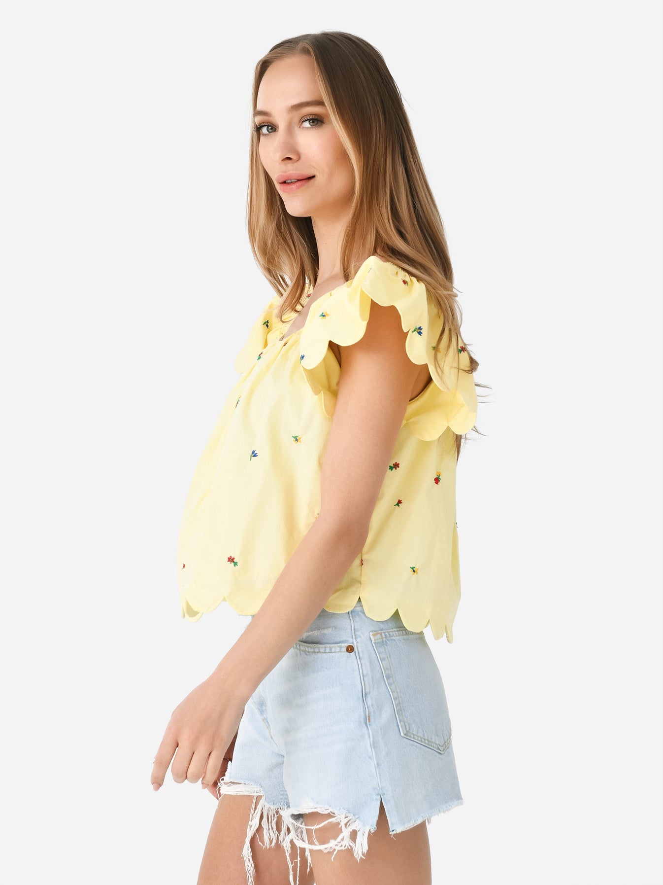English Factory Women's Scalloped Hem Ruffle Top – saintbernard.com