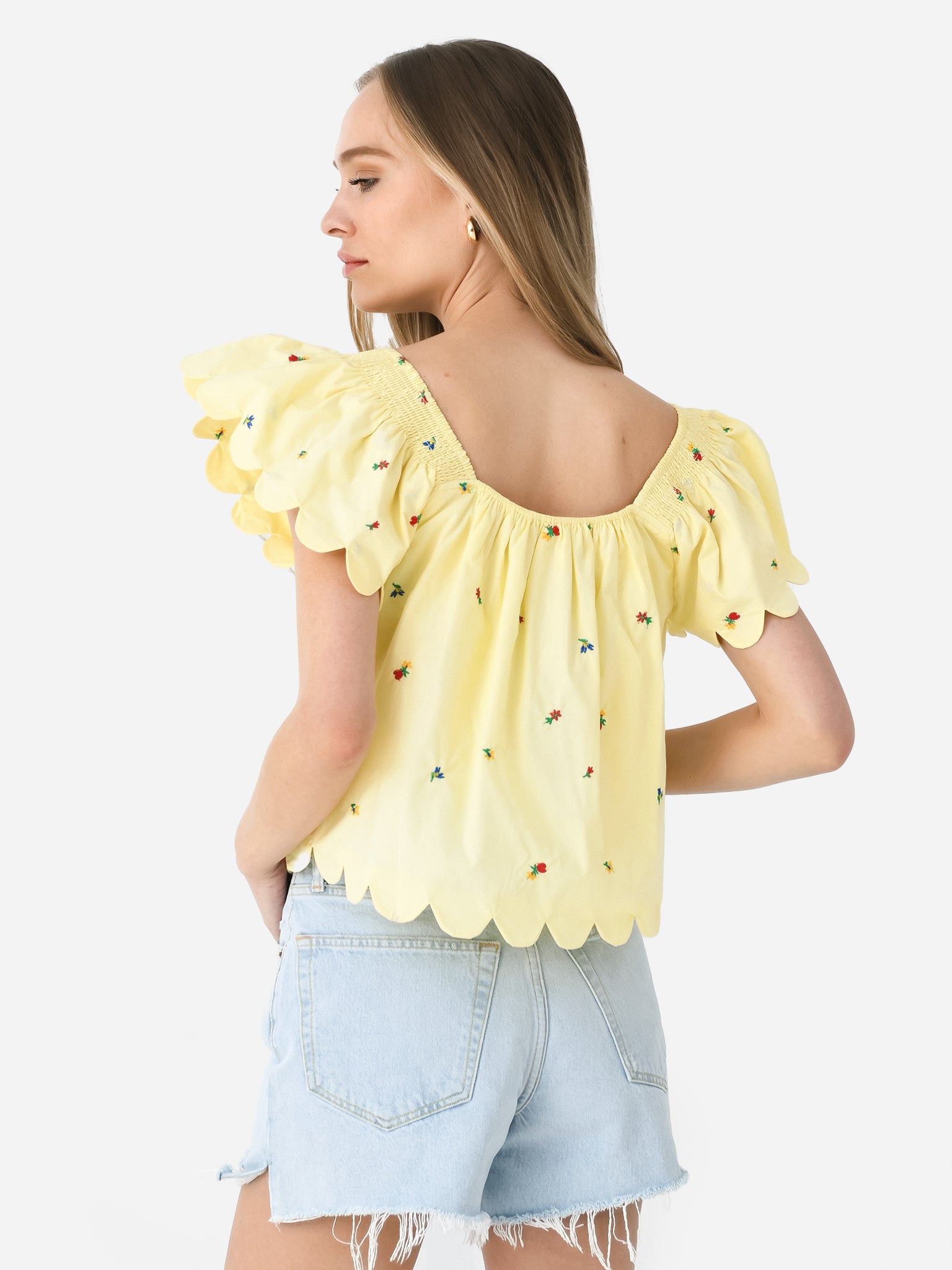 English Factory Women's Scalloped Hem Ruffle Top – saintbernard.com