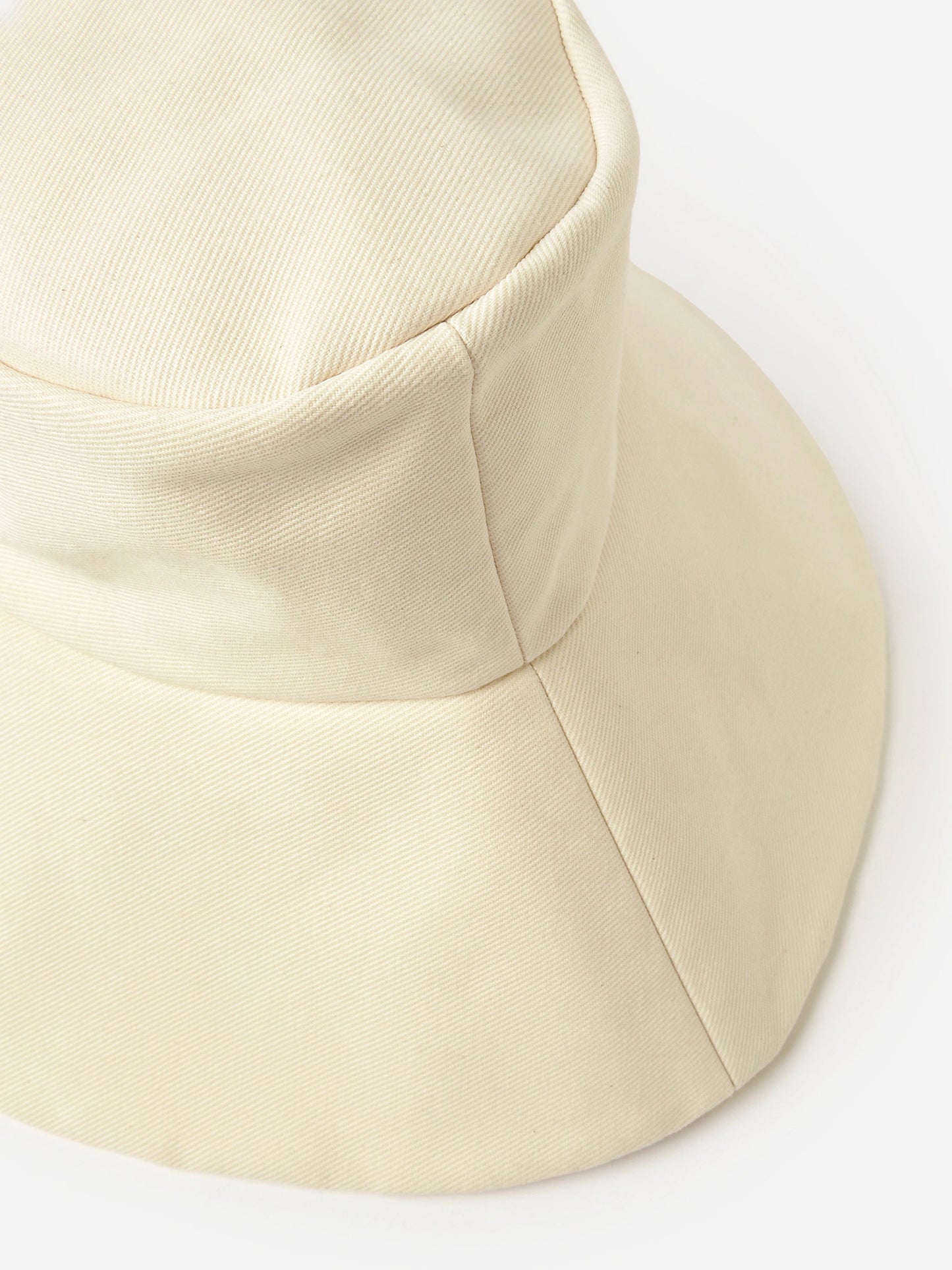 JLAW2092xOFFWHITE-alt2