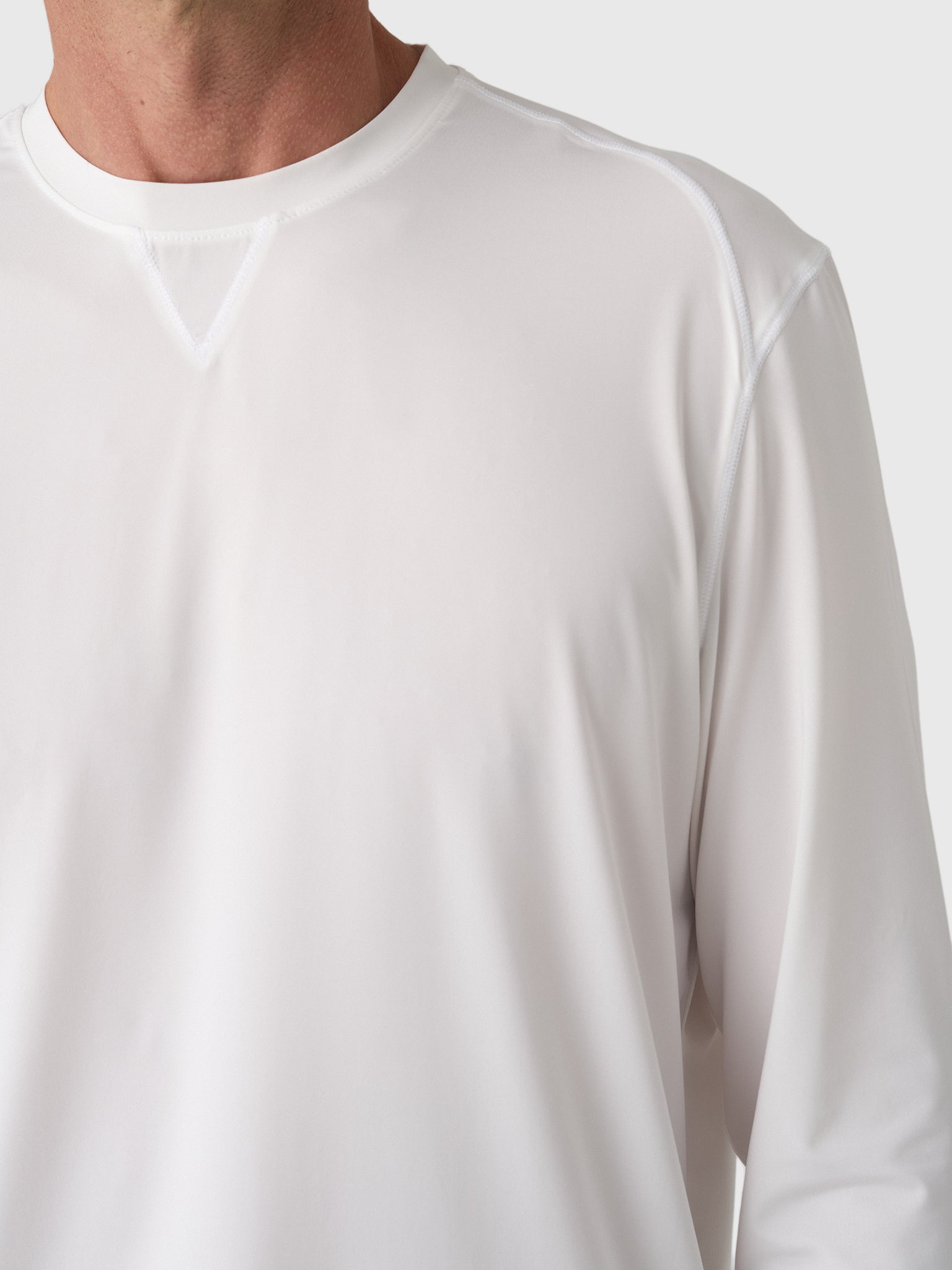 Johnnie-O Men's Basin Performance Long Sleeve T-Shirt - Saint Bernard