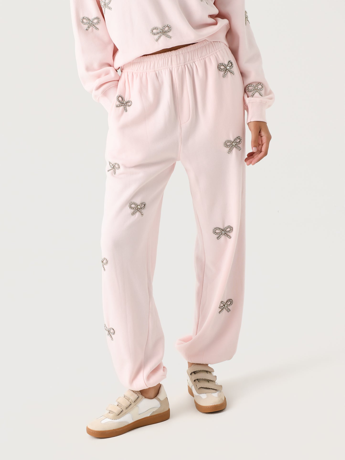 LoveShackFancy Women's Lillia Crystal Bow Fleece Sweatpant - Saint Bernard