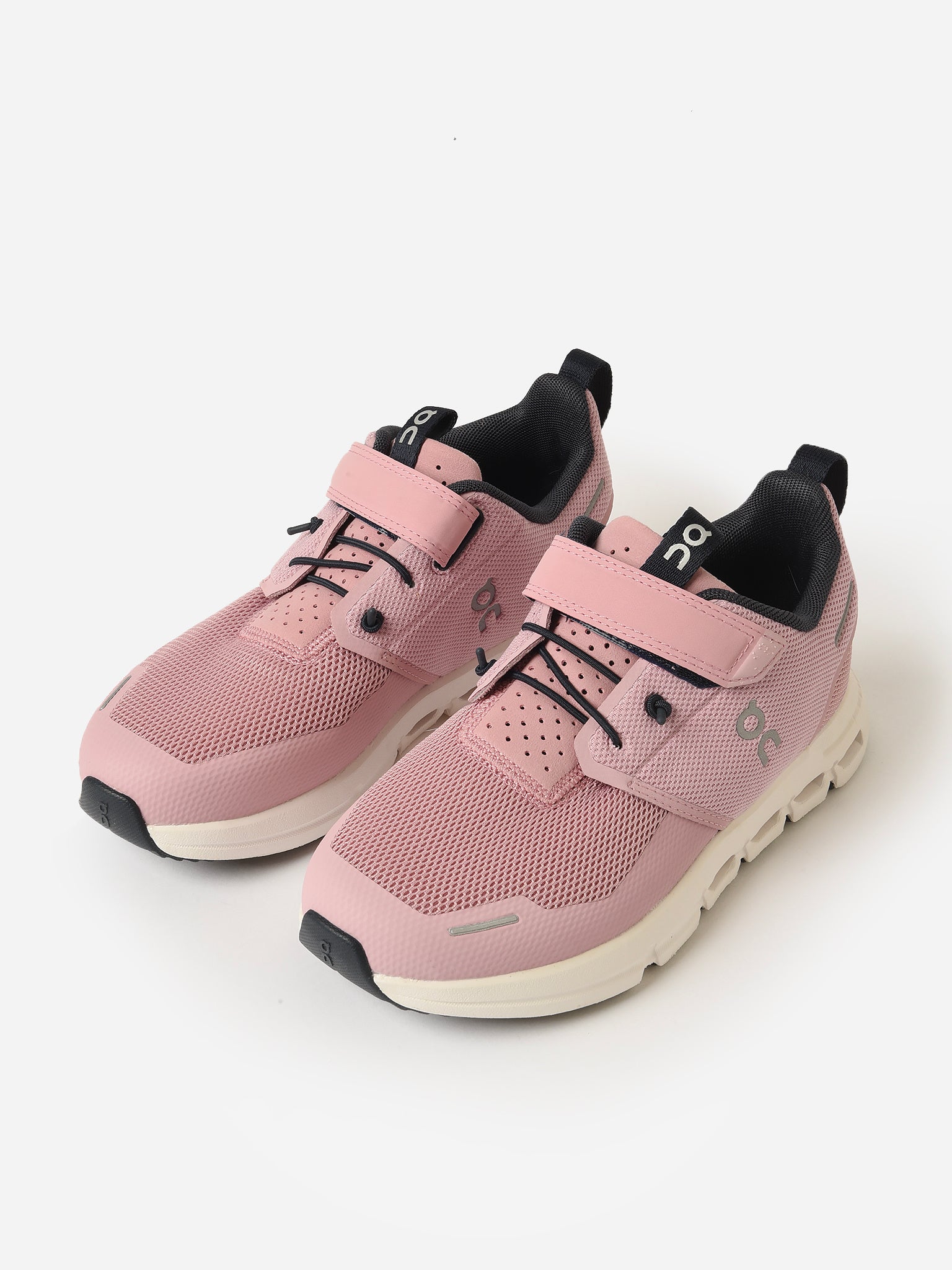 ON Kids' Cloud Play Sneaker - Saint Bernard