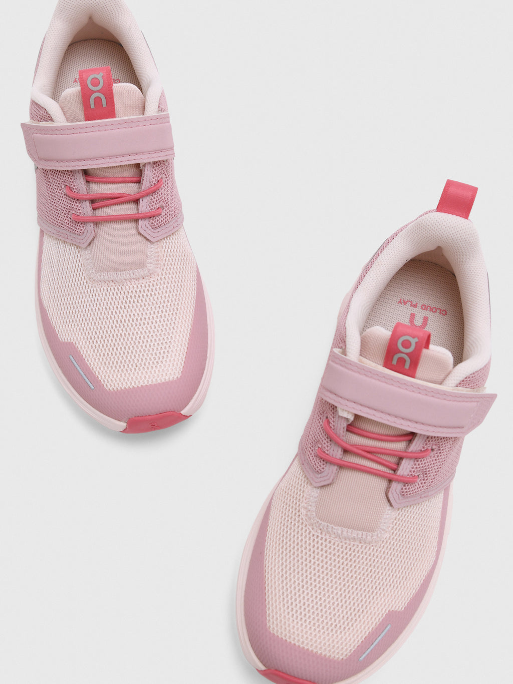 ON Kids' Cloud Play 2 Sneaker - Saint Bernard
