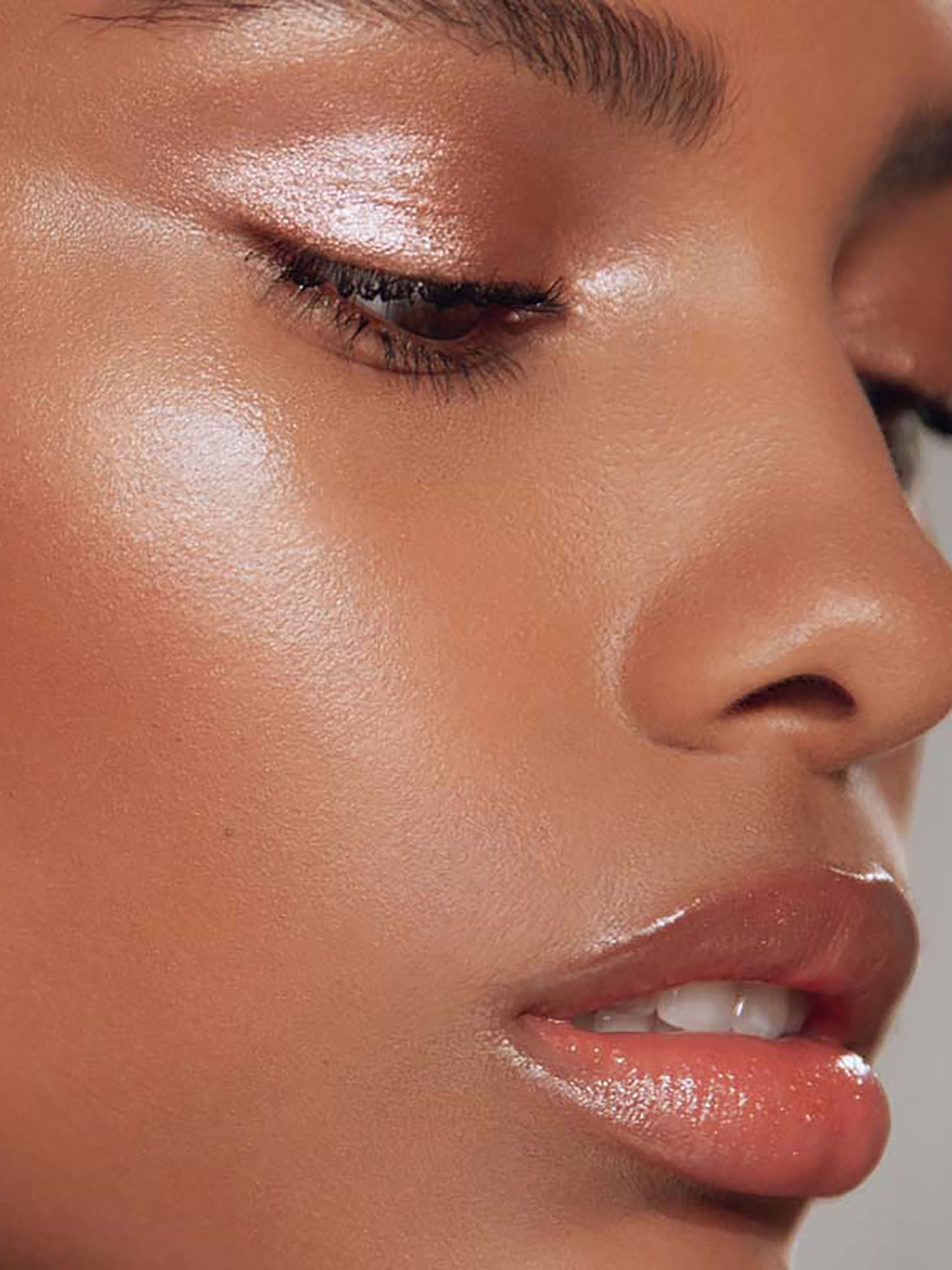 KISSMYLIQUIDSHIMMERxBOWIE-alt1