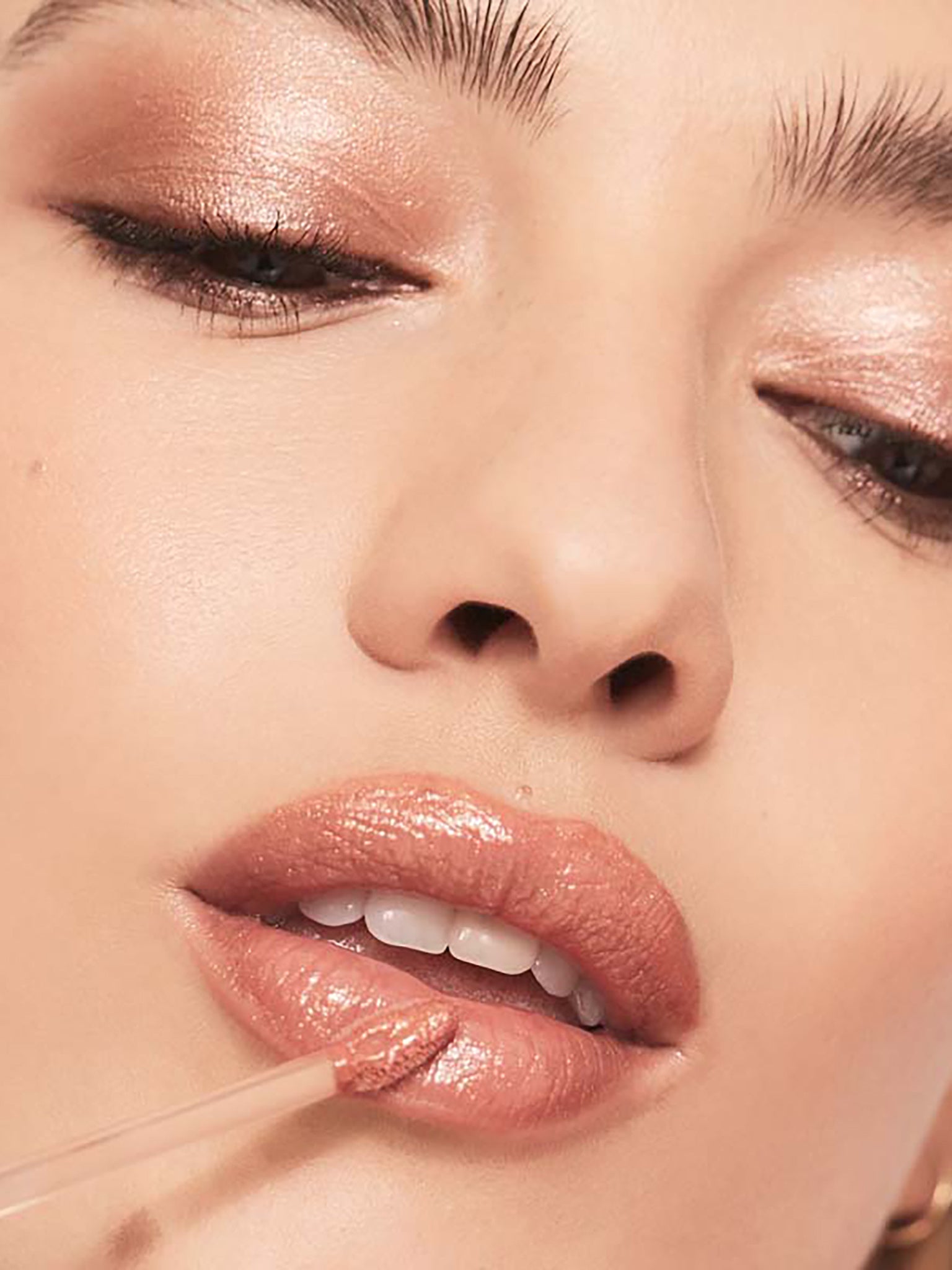 KISSMYLIQUIDSHIMMERxBOWIE-alt2