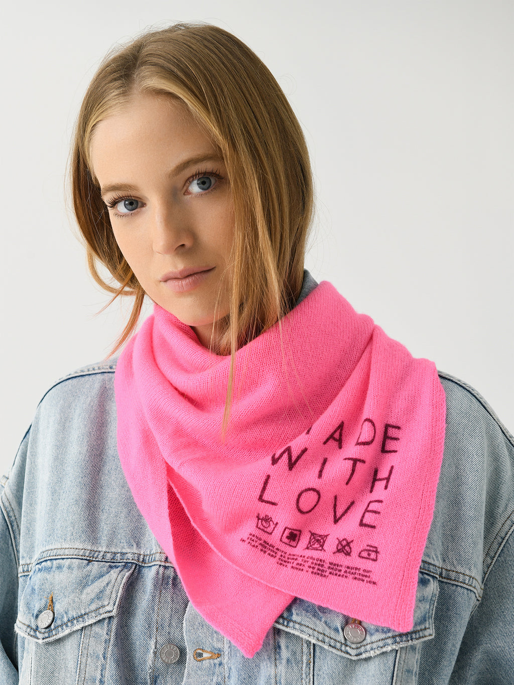 KR24-0480xNEONPINK-alt1