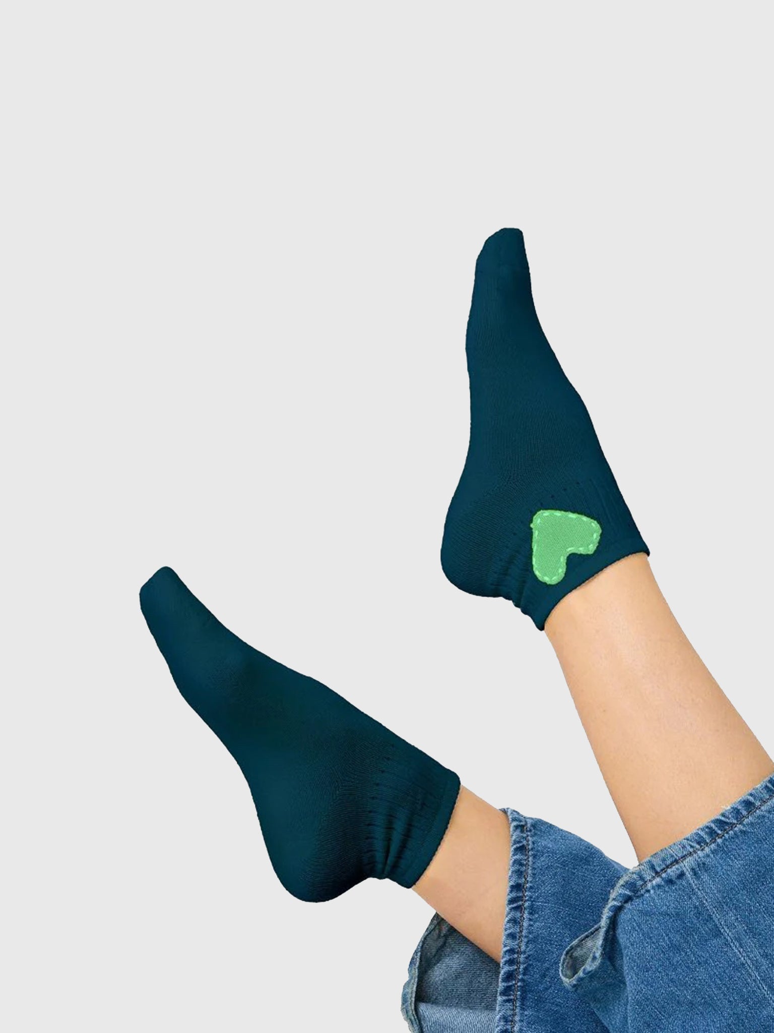 Kerri Rosenthal Women's Good Morning Heart Ankle Socks - Saint Bernard