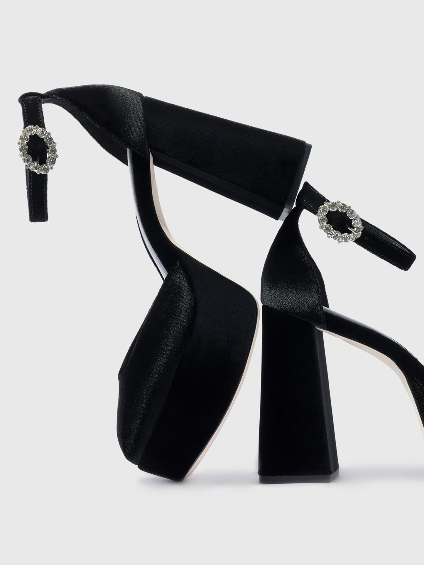 L217-ARIP-BLAC-0798xVELVETBLACK-alt1