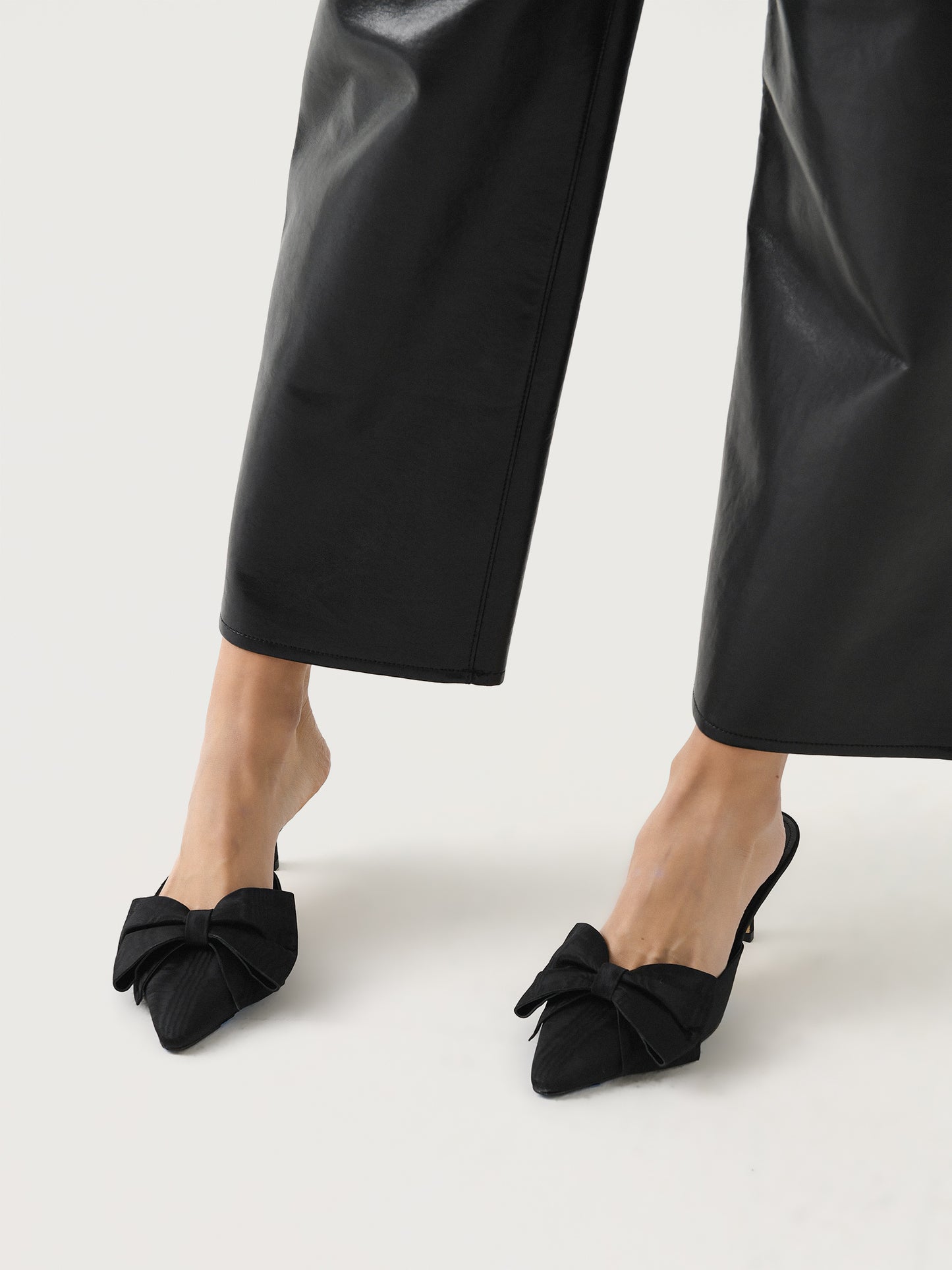 L309-MINI-6.0-BLAC-0860xBLACK-alt1