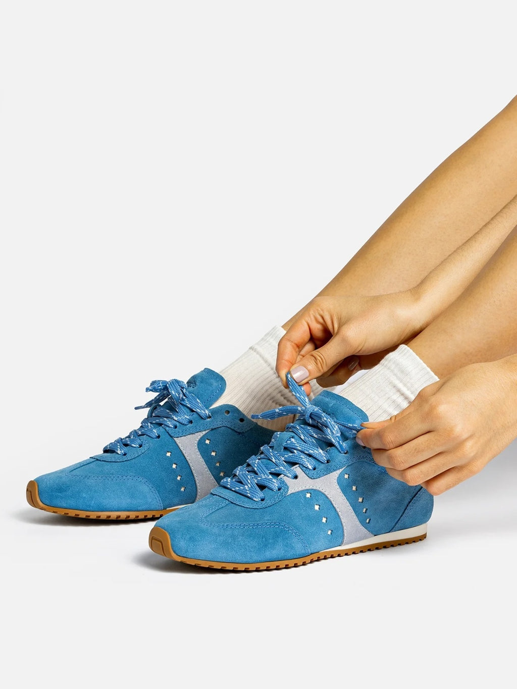 Larroude Women's Stella Sneaker - Saint Bernard