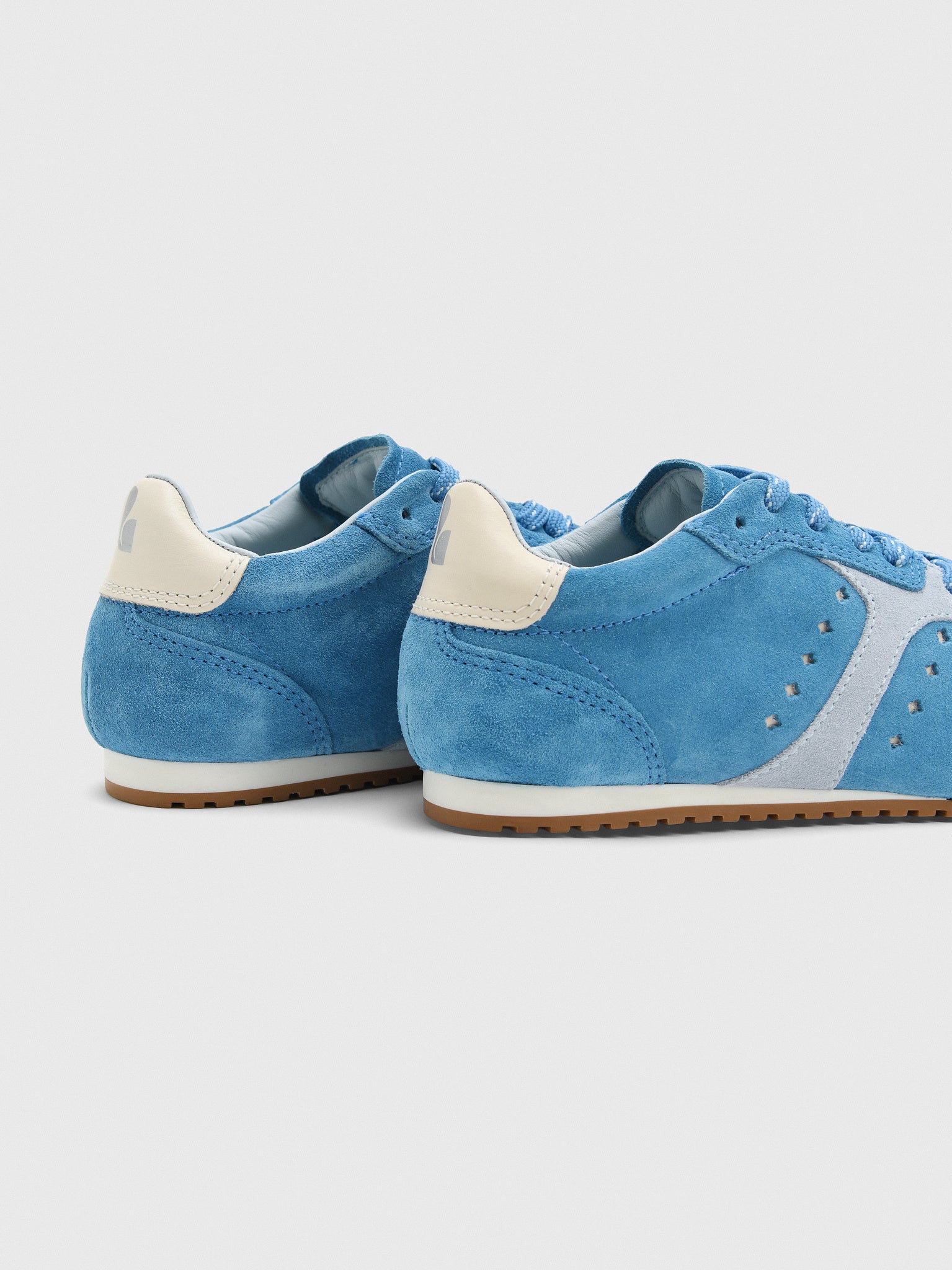 Larroude Women's Stella Sneaker - Saint Bernard