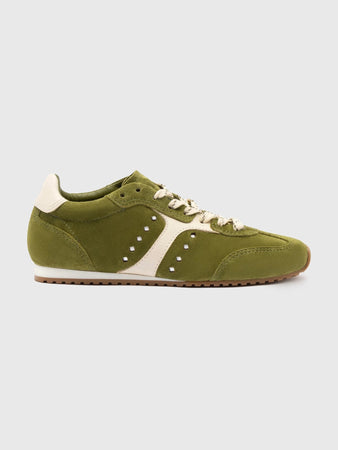 ストラルドジラルディーノ Larroude Women's Stella Sneaker | $174.90 | Saint Bernard