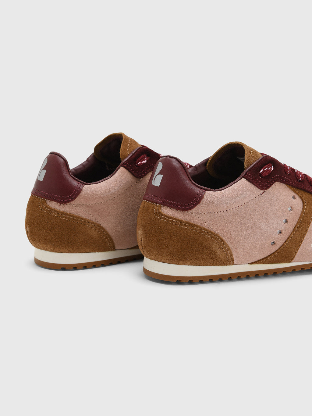 Larroude Women's Stella Sneaker - Saint Bernard
