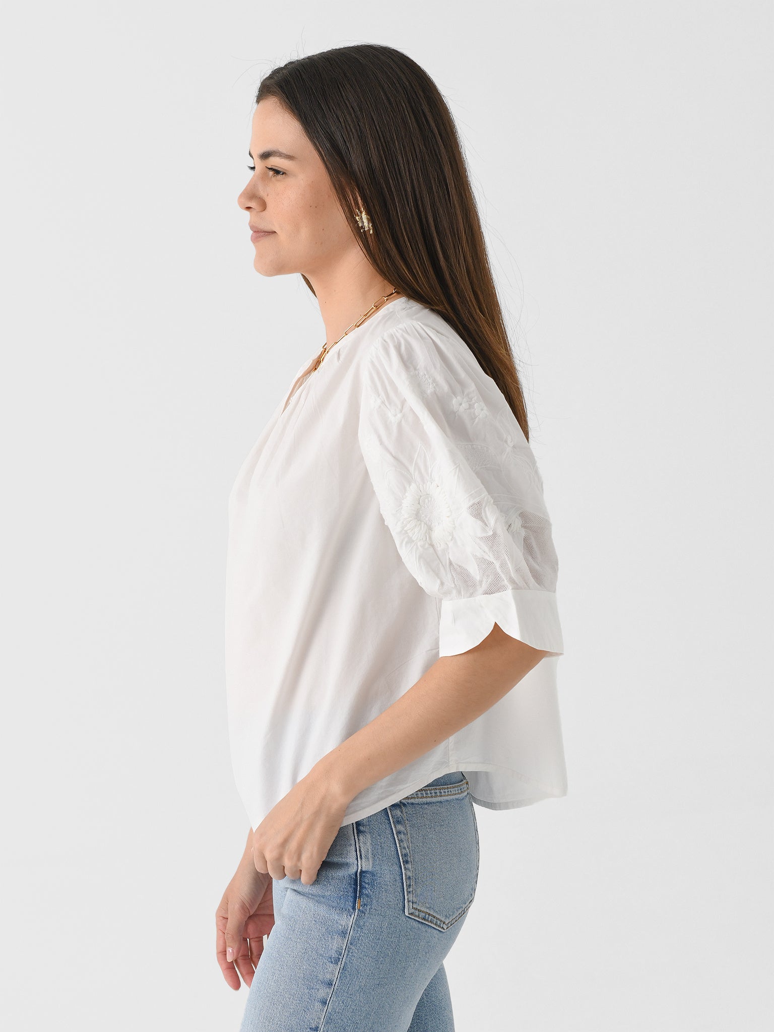 LARIA07xOFFWHITE-alt2