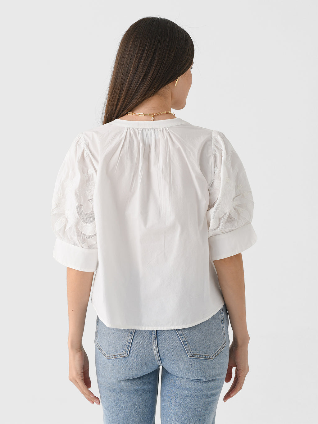 LARIA07xOFFWHITE-alt3