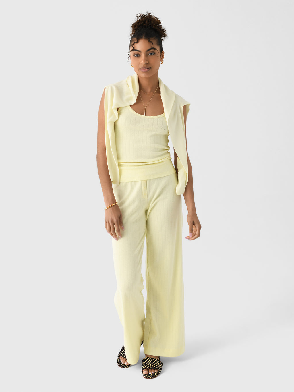 LB054A-POINTELLExCHAPEL-alt1