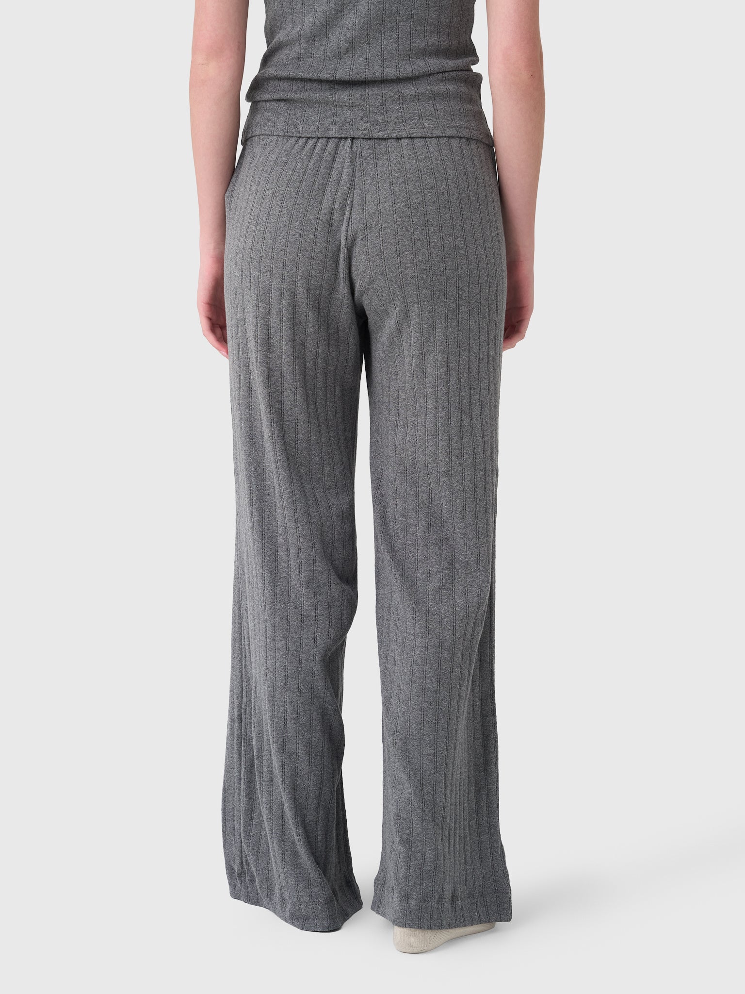 LB054A-POINTELLExGRANITE-alt2