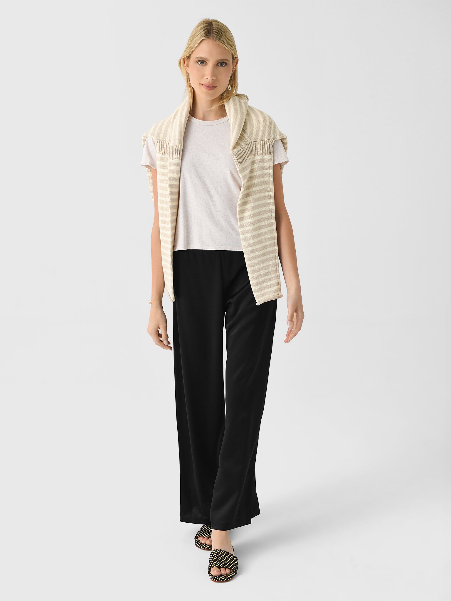 LB055A-BARBxBLACK-alt1