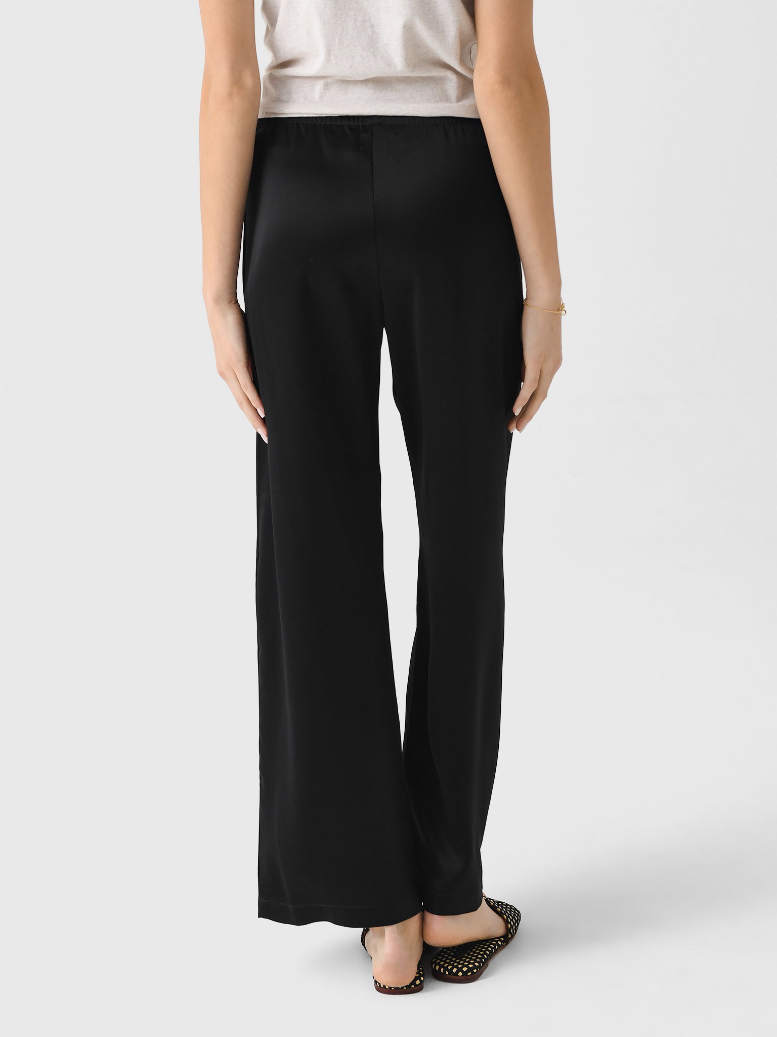 LB055A-BARBxBLACK-alt3