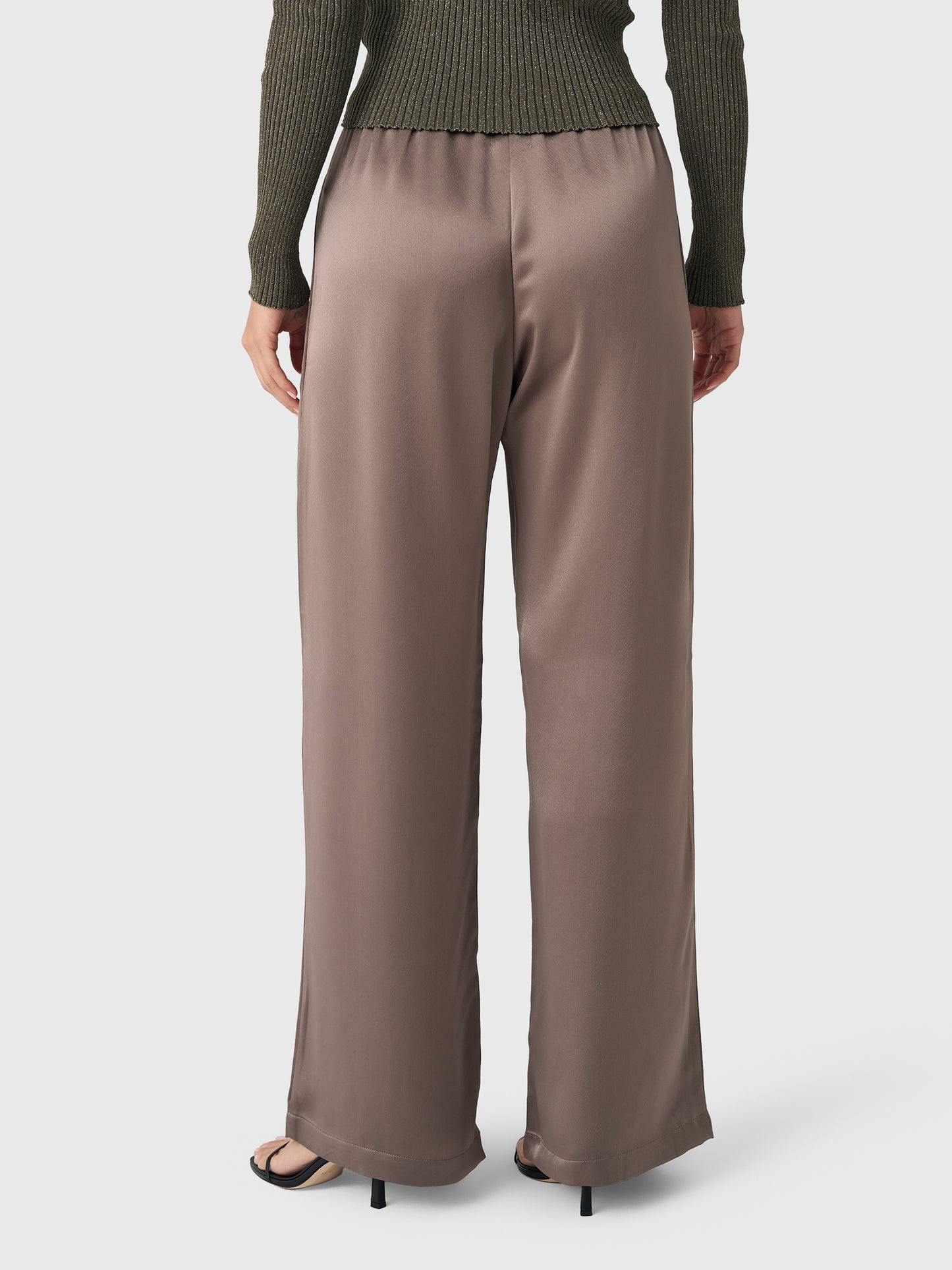 LB055A-BARBxTAUPE-alt2