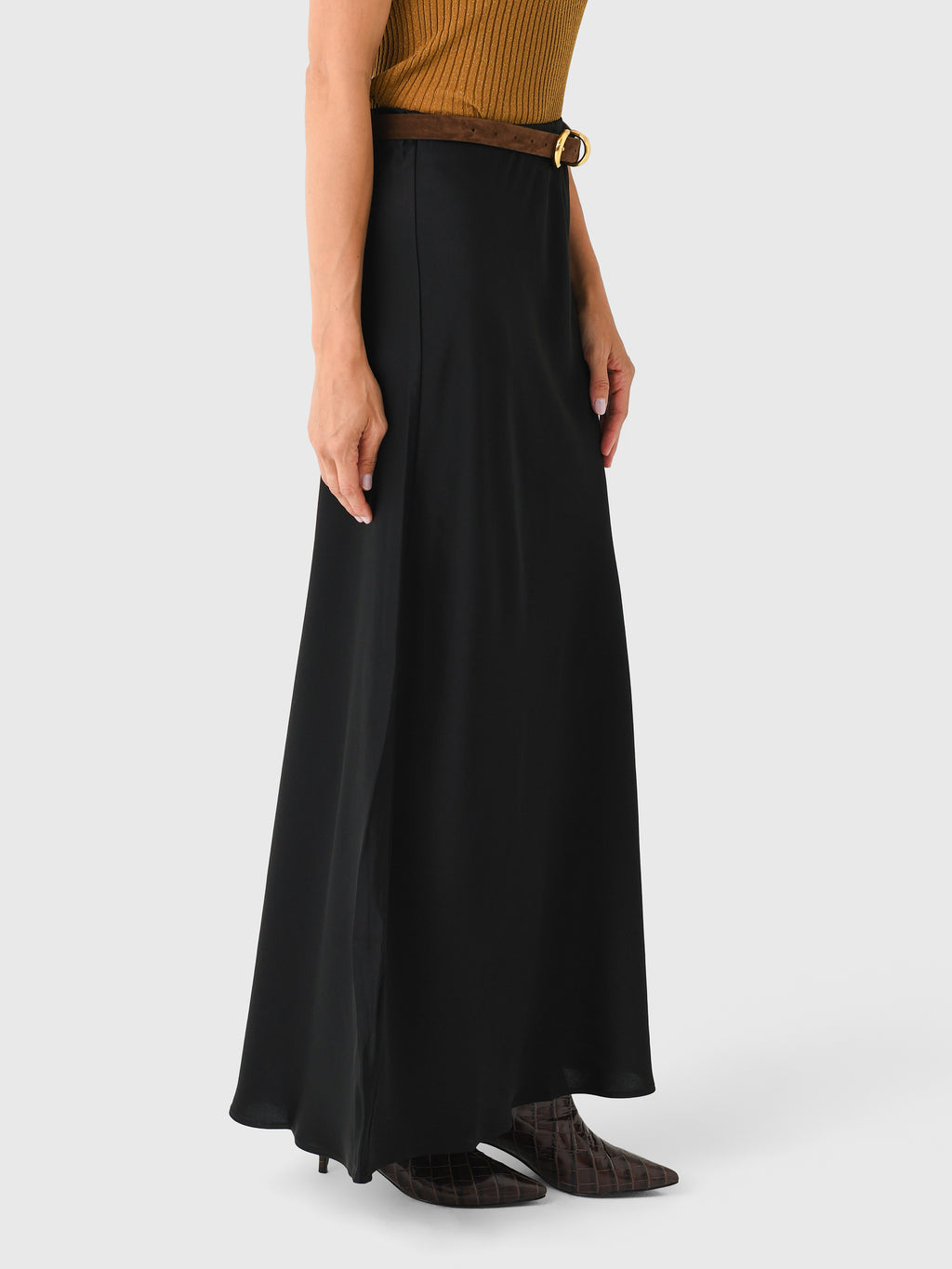 LB256A-BARB xBLACK-alt2