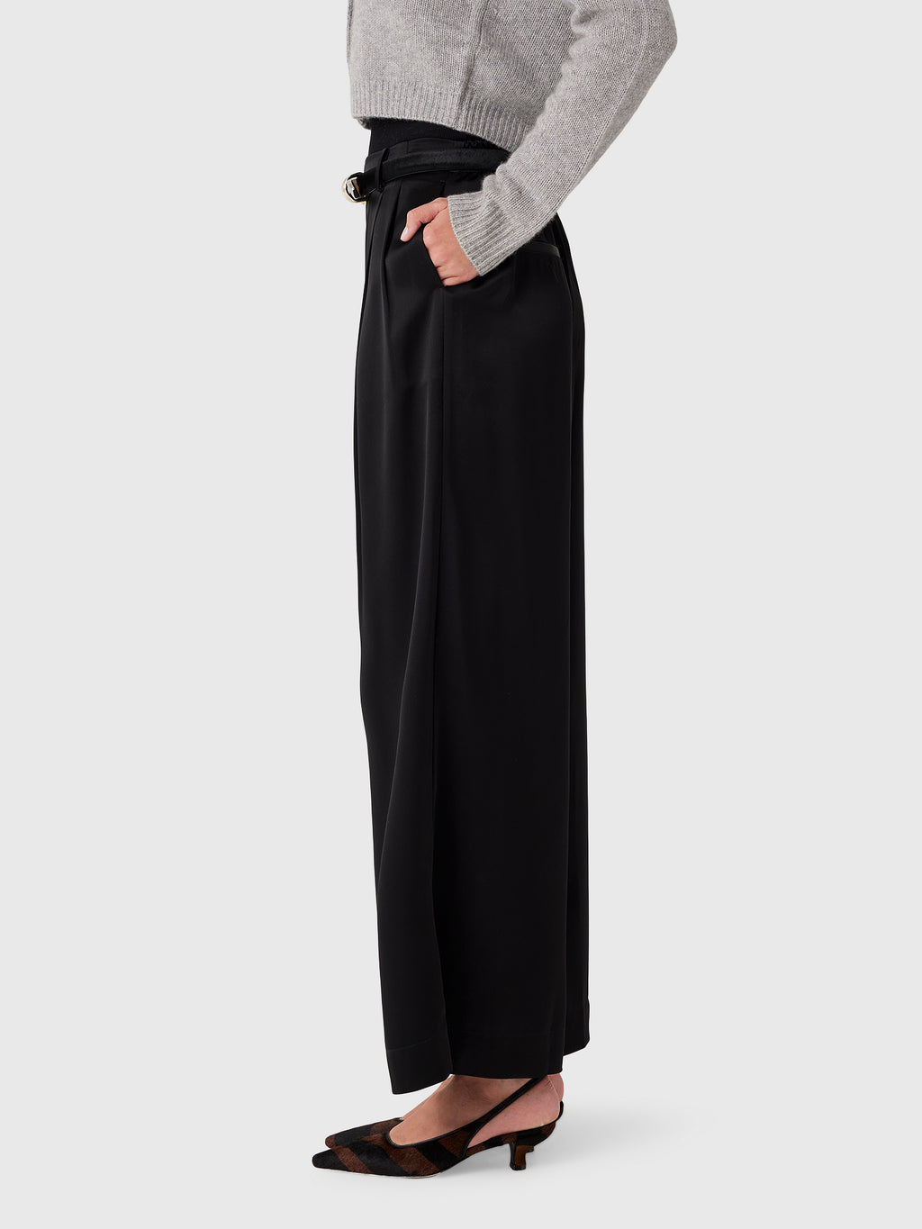 Leset Women's Barb Pleated Trouser - Saint Bernard