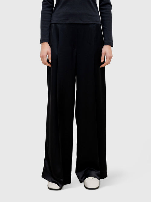 Leset Women's Barb Pleated Trouser