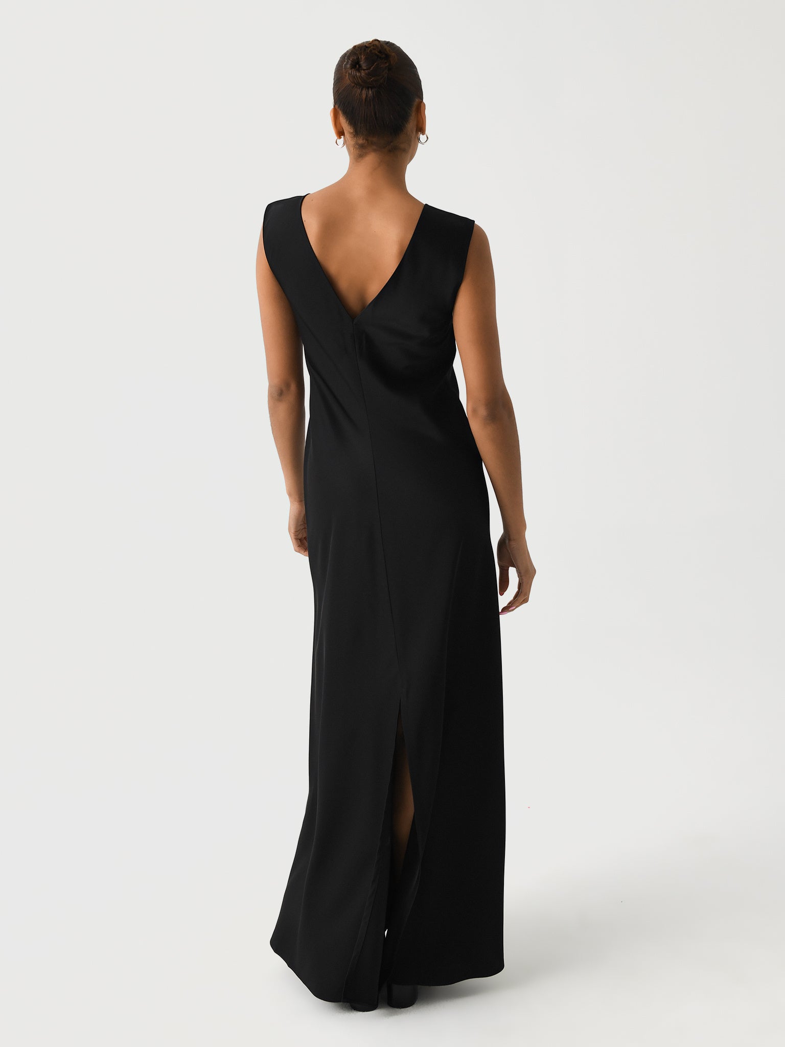 ladies column dresses Alfred Sung Women's Golden Metallic Jacquard Strapless Column Gown - Yellow