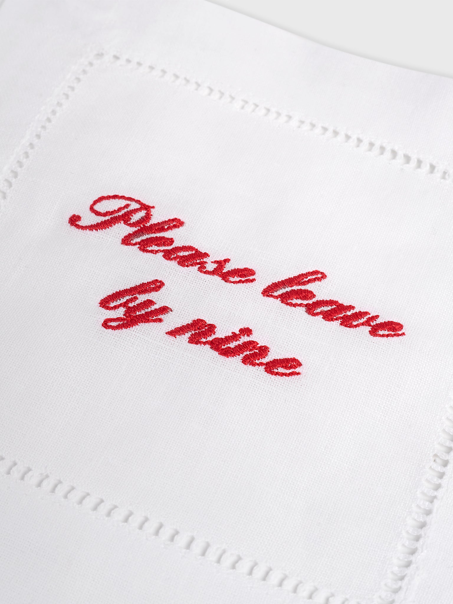 LEAVE BY NINE COCKTAIL NAPKINxWHITE-alt1