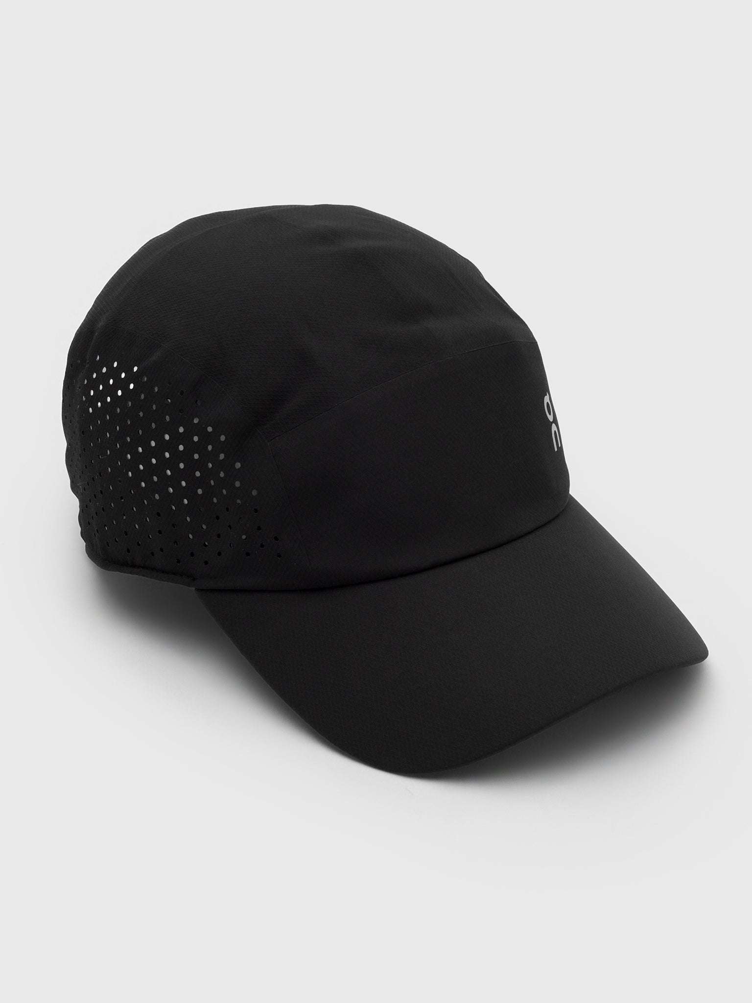 ON Lightweight Cap - Saint Bernard