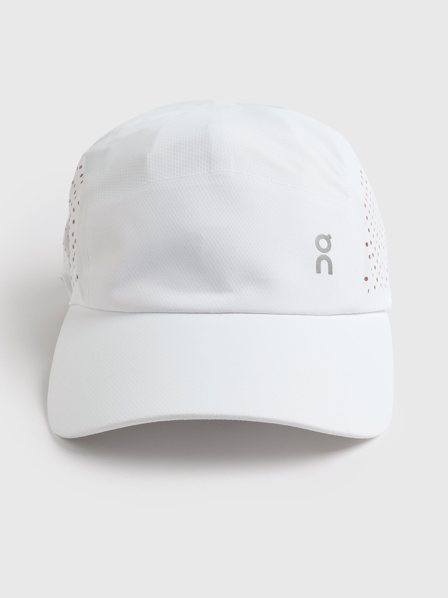 ON Lightweight Cap - Saint Bernard