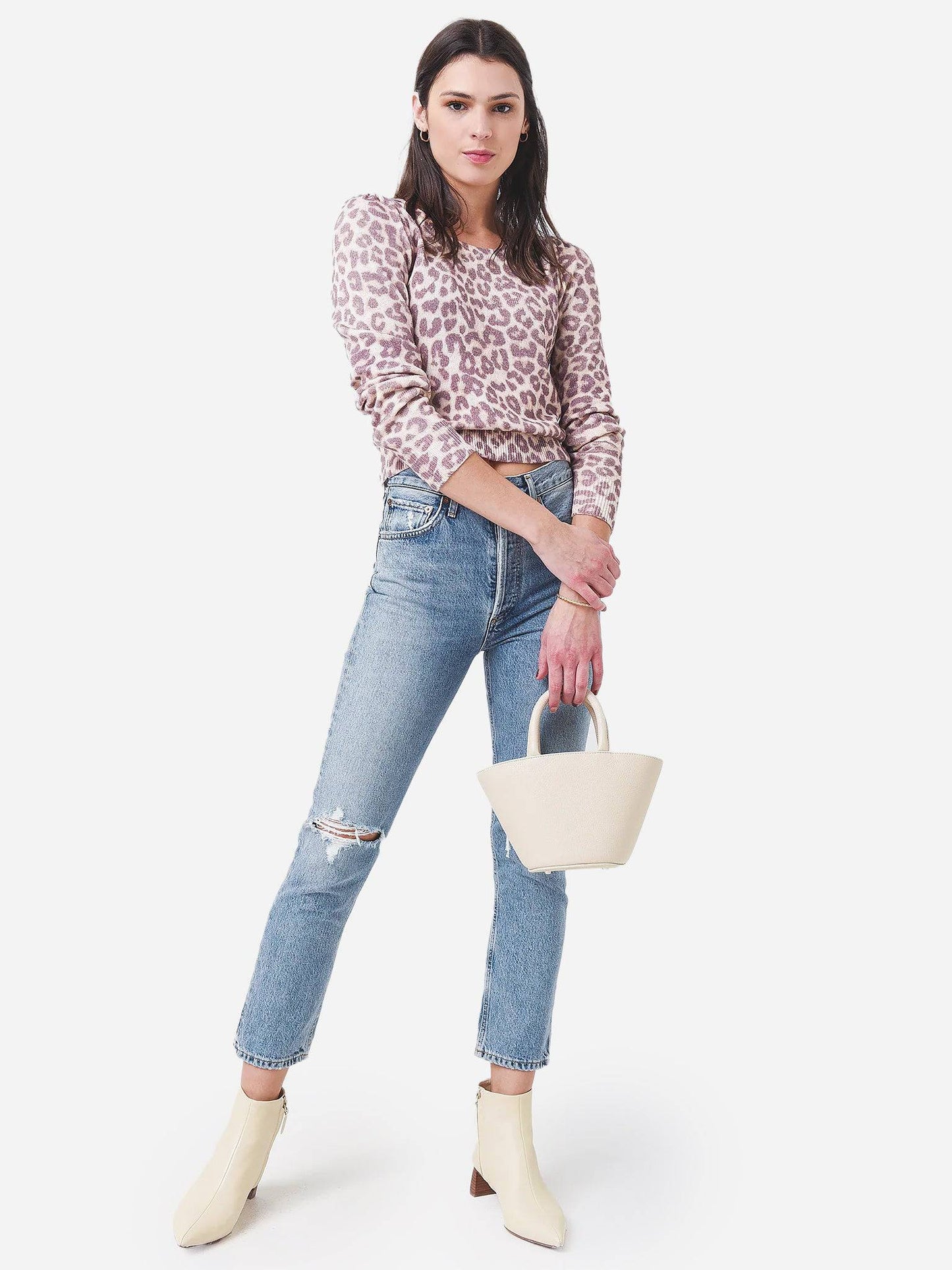 LK755-987xTAUPESKIES-alt1