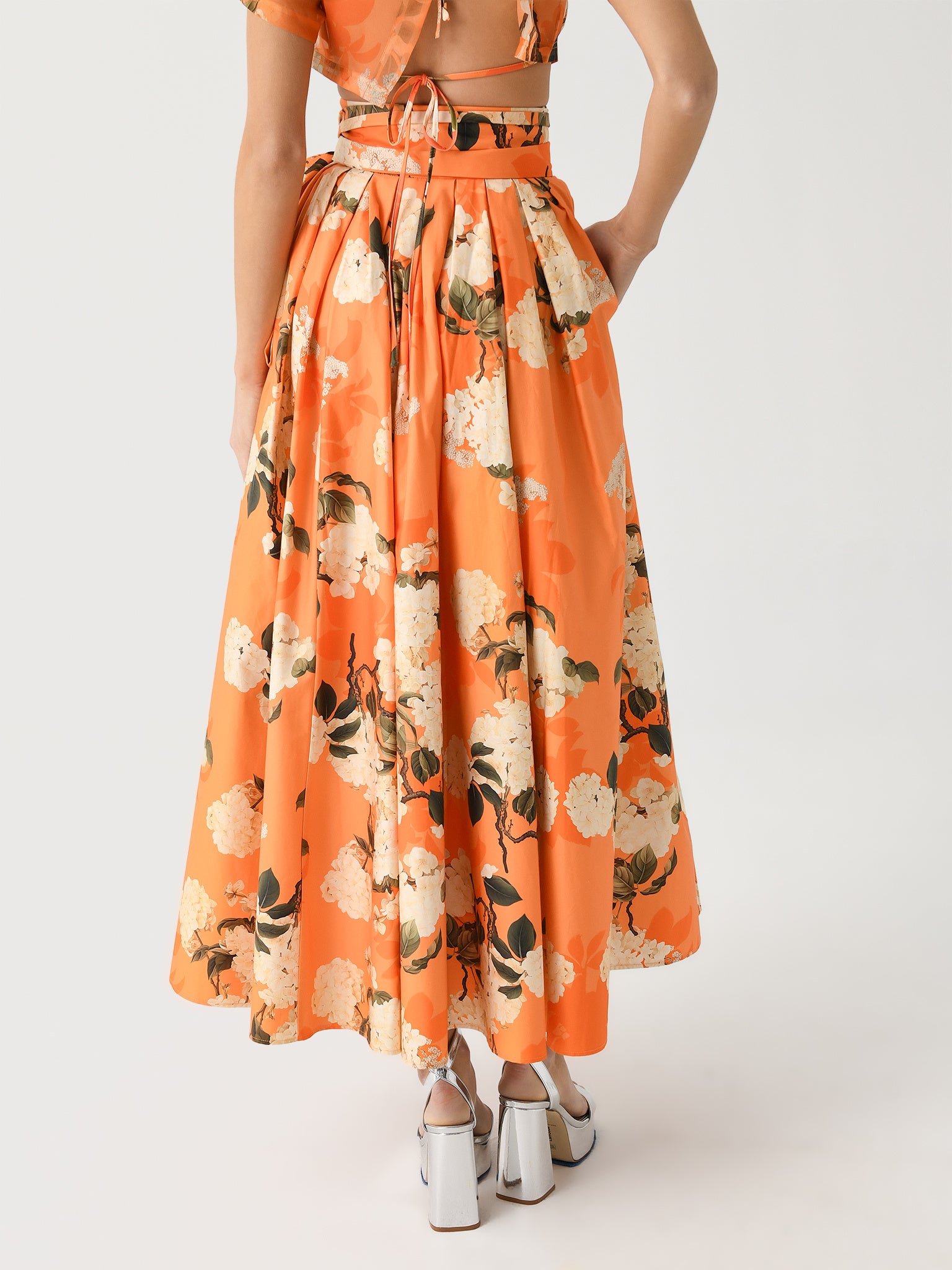 LLRE250752xHYDRANGEAPRINTINTANGERINE-alt3