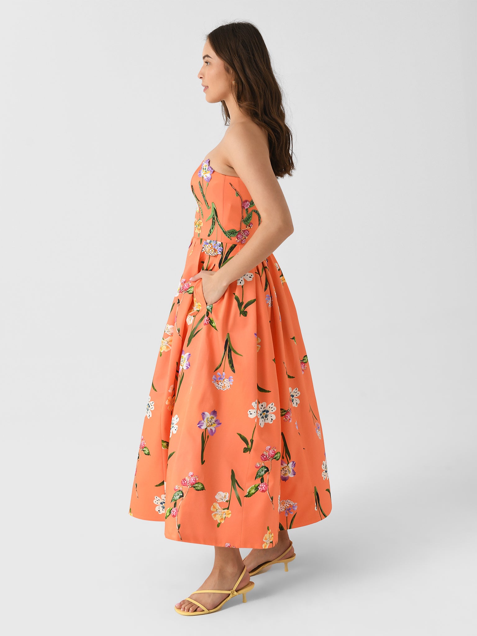 LLSS25068xWILDFLOWERINCORAL-alt1