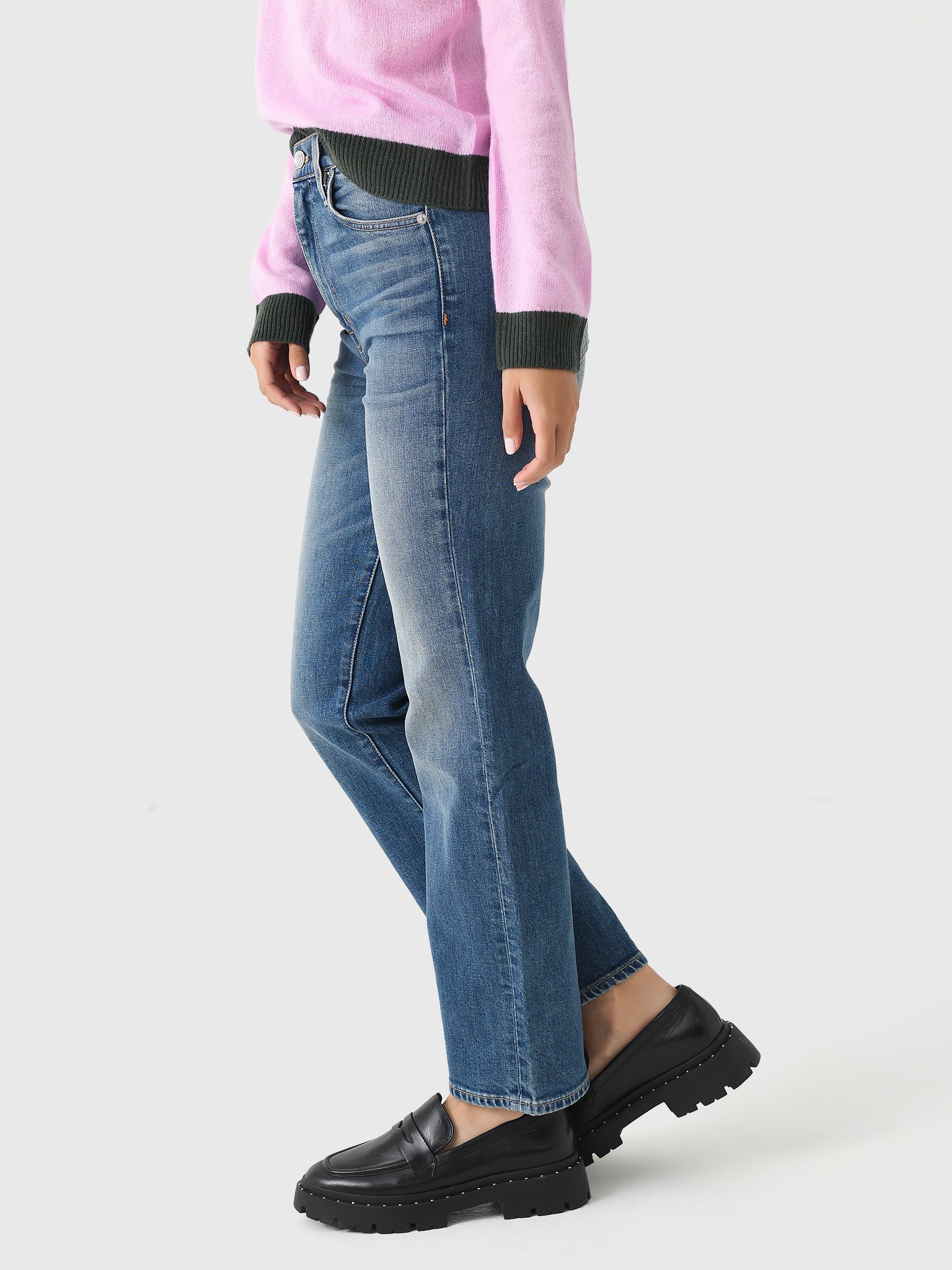 LNDA701SxNEEDYOURLOVE-alt2