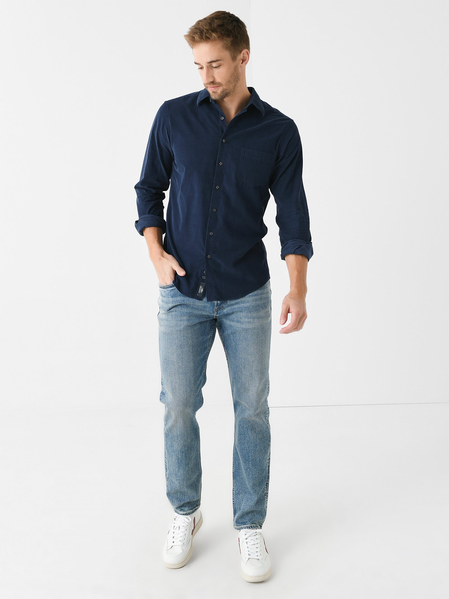 LP5985xINDIGO-alt1
