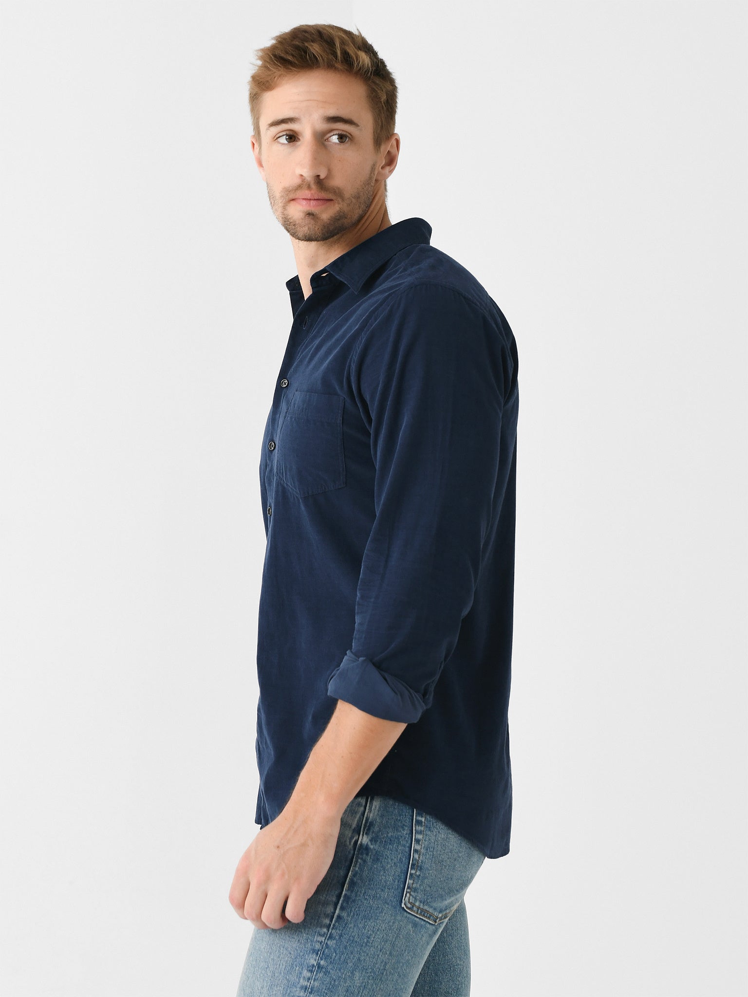 LP5985xINDIGO-alt2