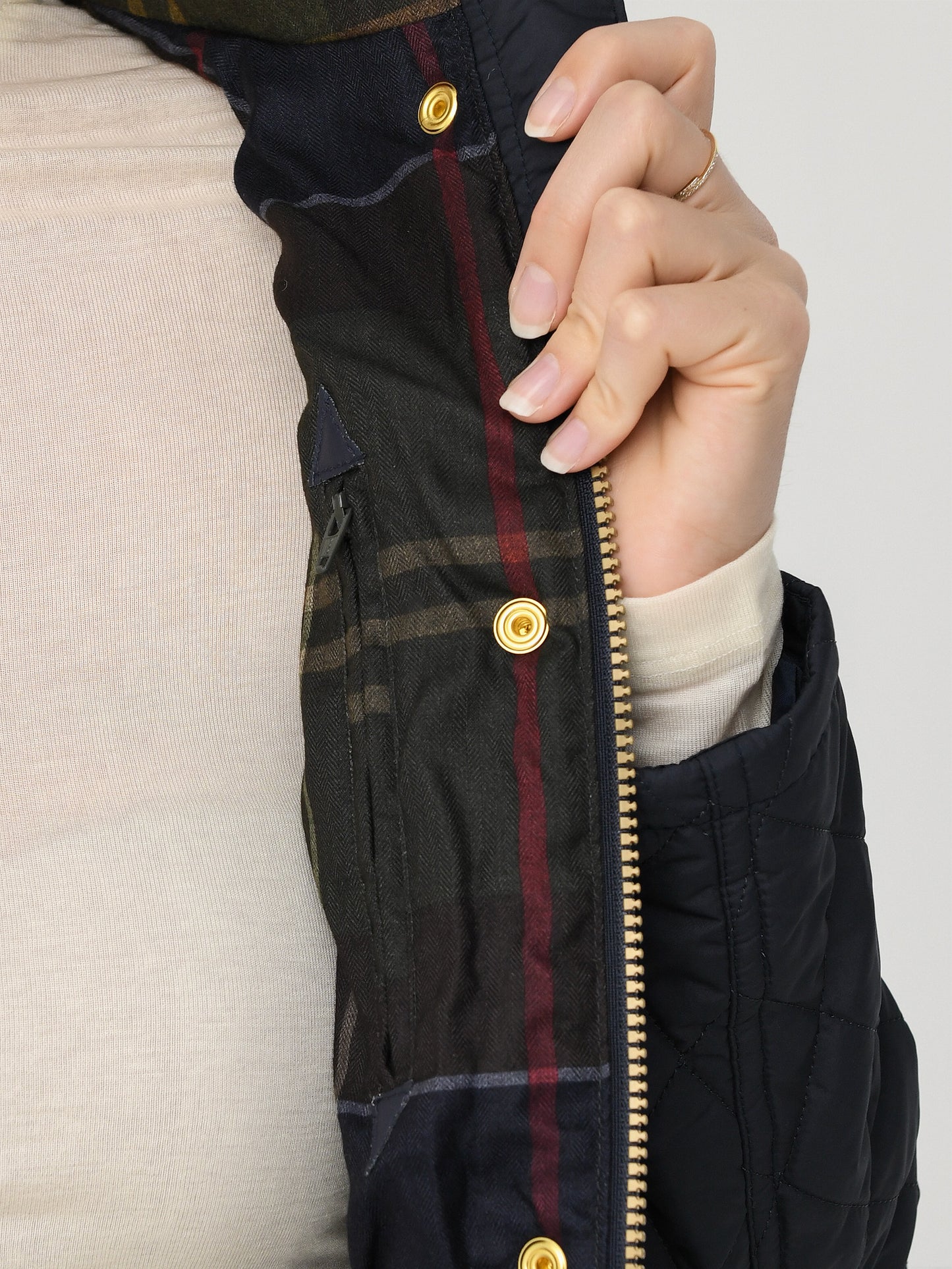 LQU0665NY94xNAVY-alt5