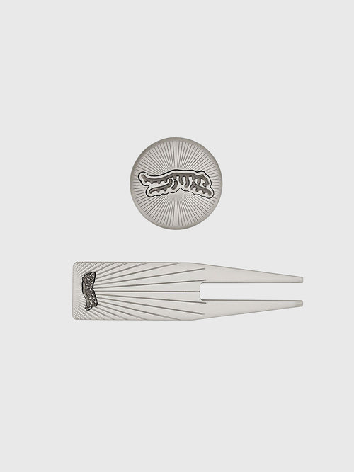 Sun Day Red Reserve Divot Tool + Ball Marker Kit