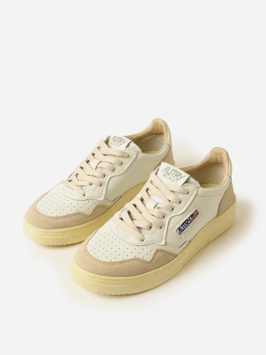 Autry Women's Medalist Low Sneaker - Saint Bernard