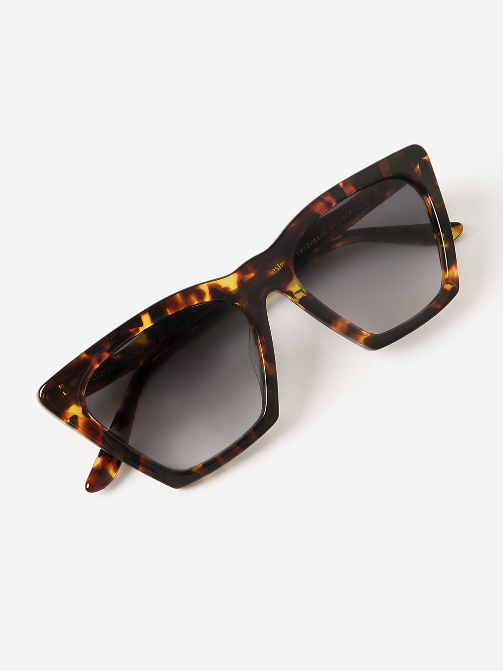Illesteva Lisbon Sunglasses - Saint Bernard
