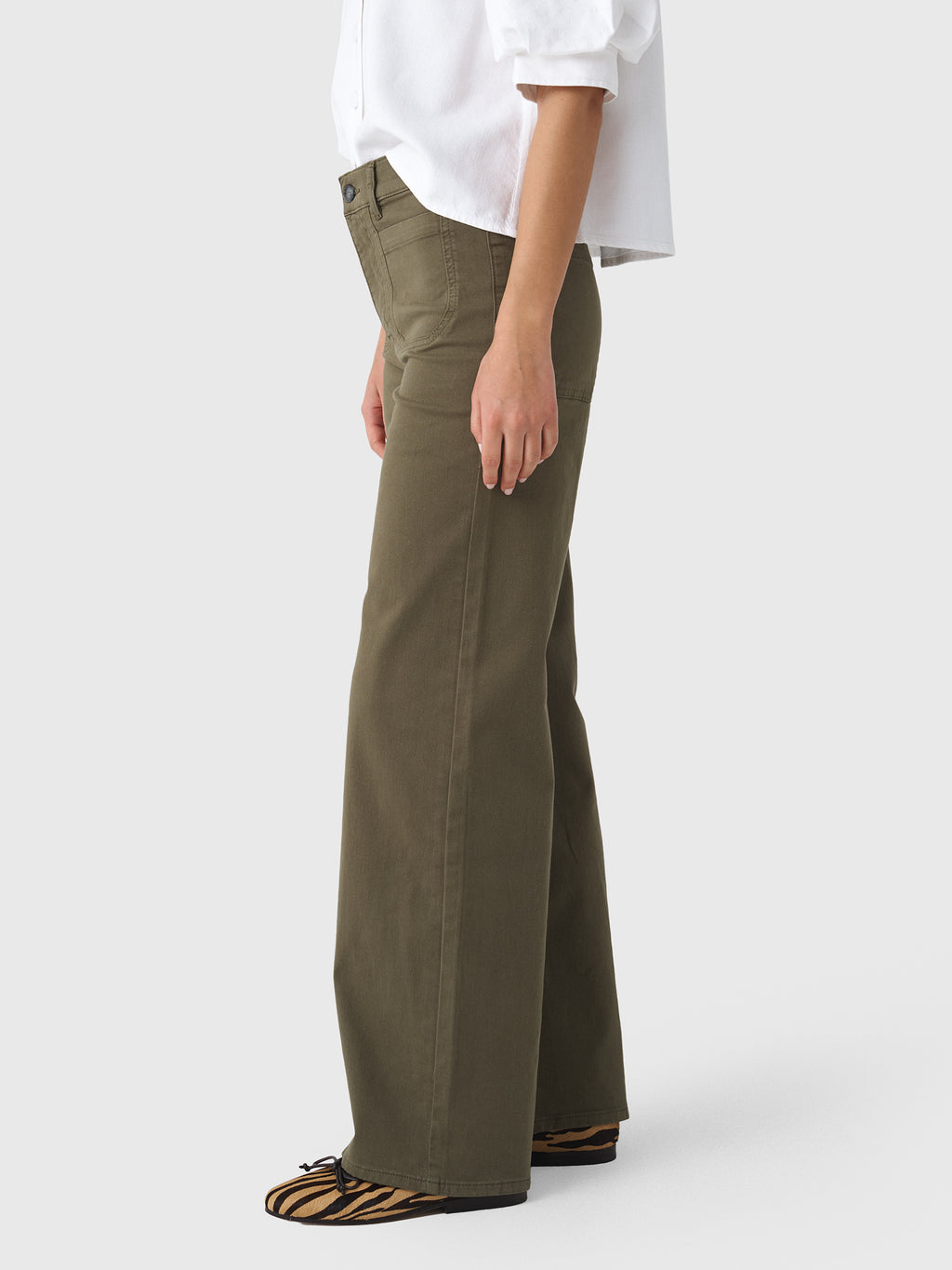 Frame Women's Le Slim Palazzo Modernist Pocket Jean - Saint Bernard