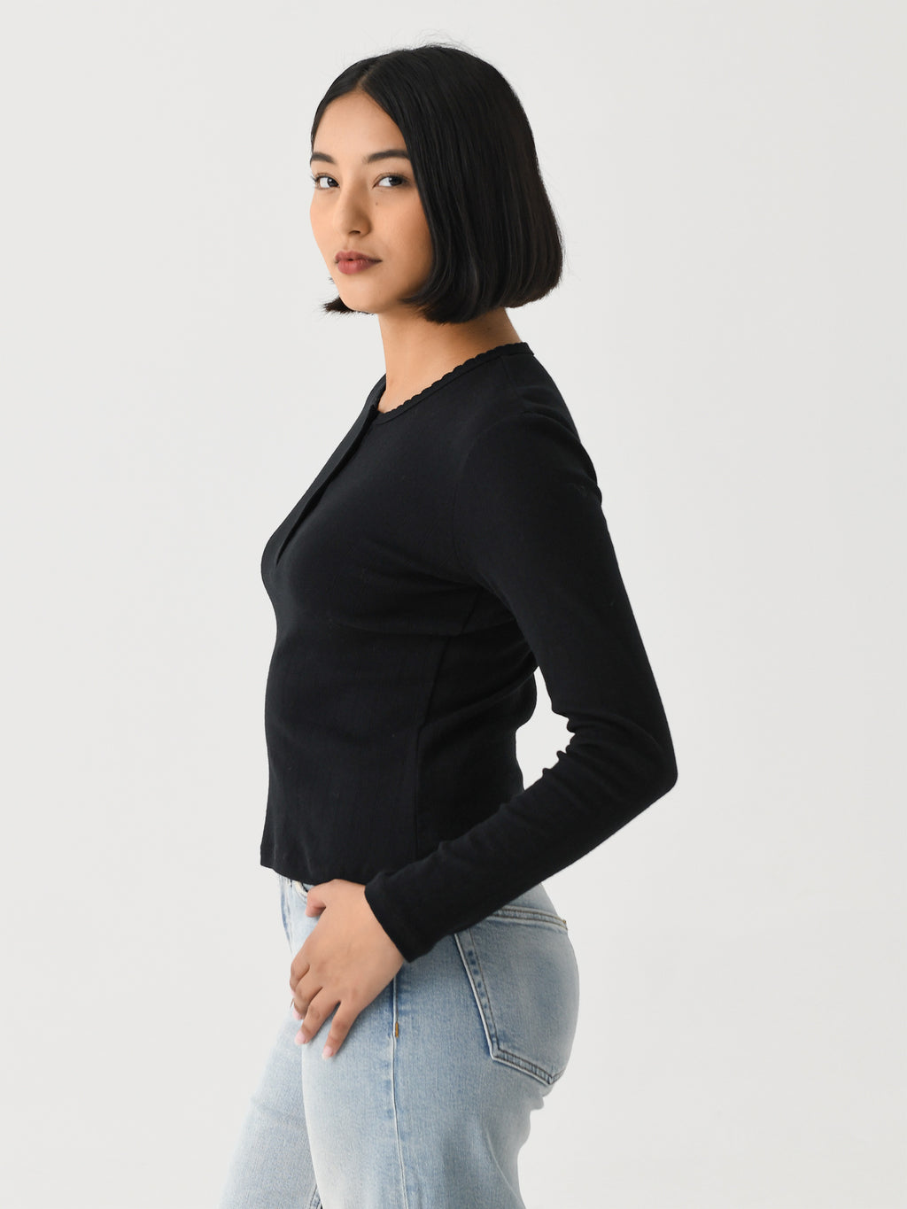 LT361A-POINTELLExBLACK-alt2