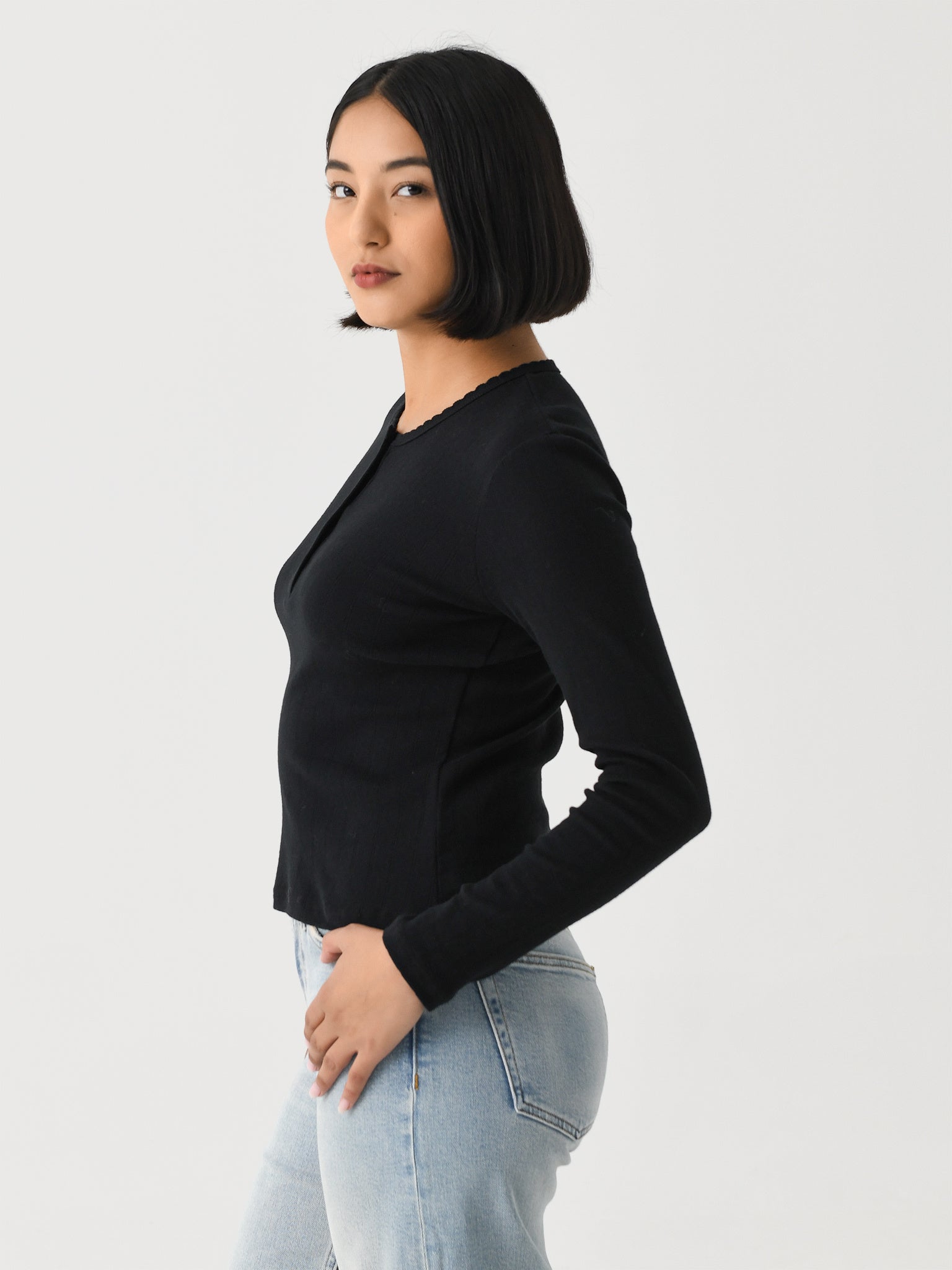 LT361A-POINTELLExBLACK-alt2