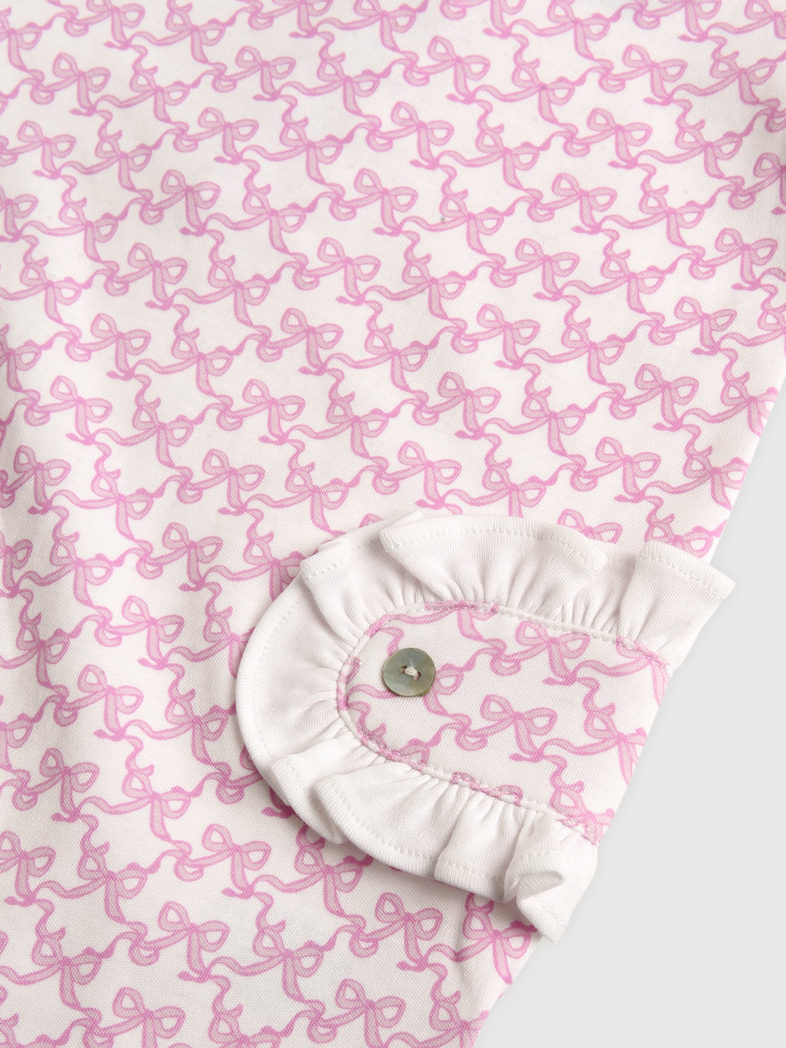 LUCYxPRETTYPINKBOWS-alt2