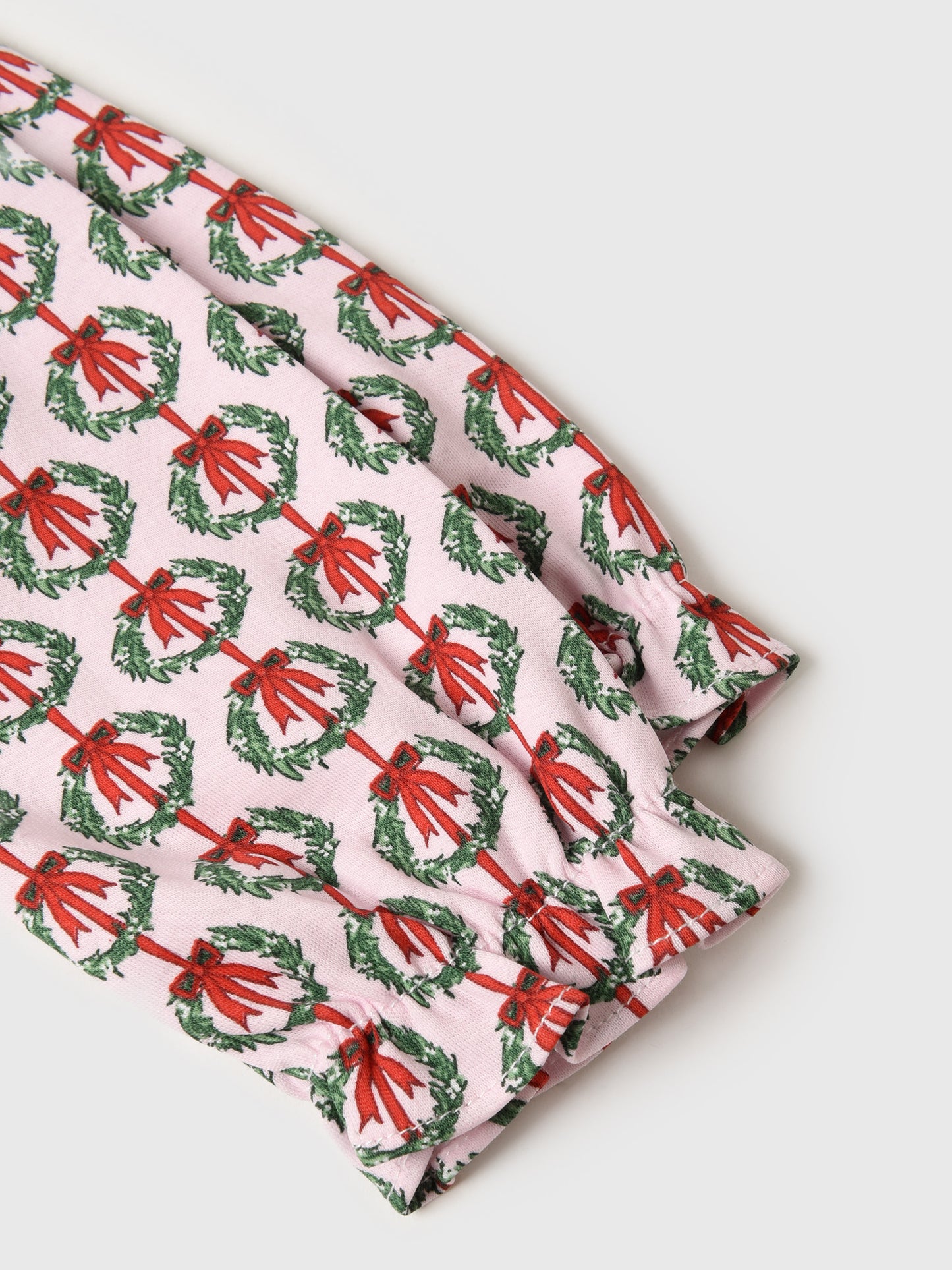 LULUSETxPINKWREATHS-alt4