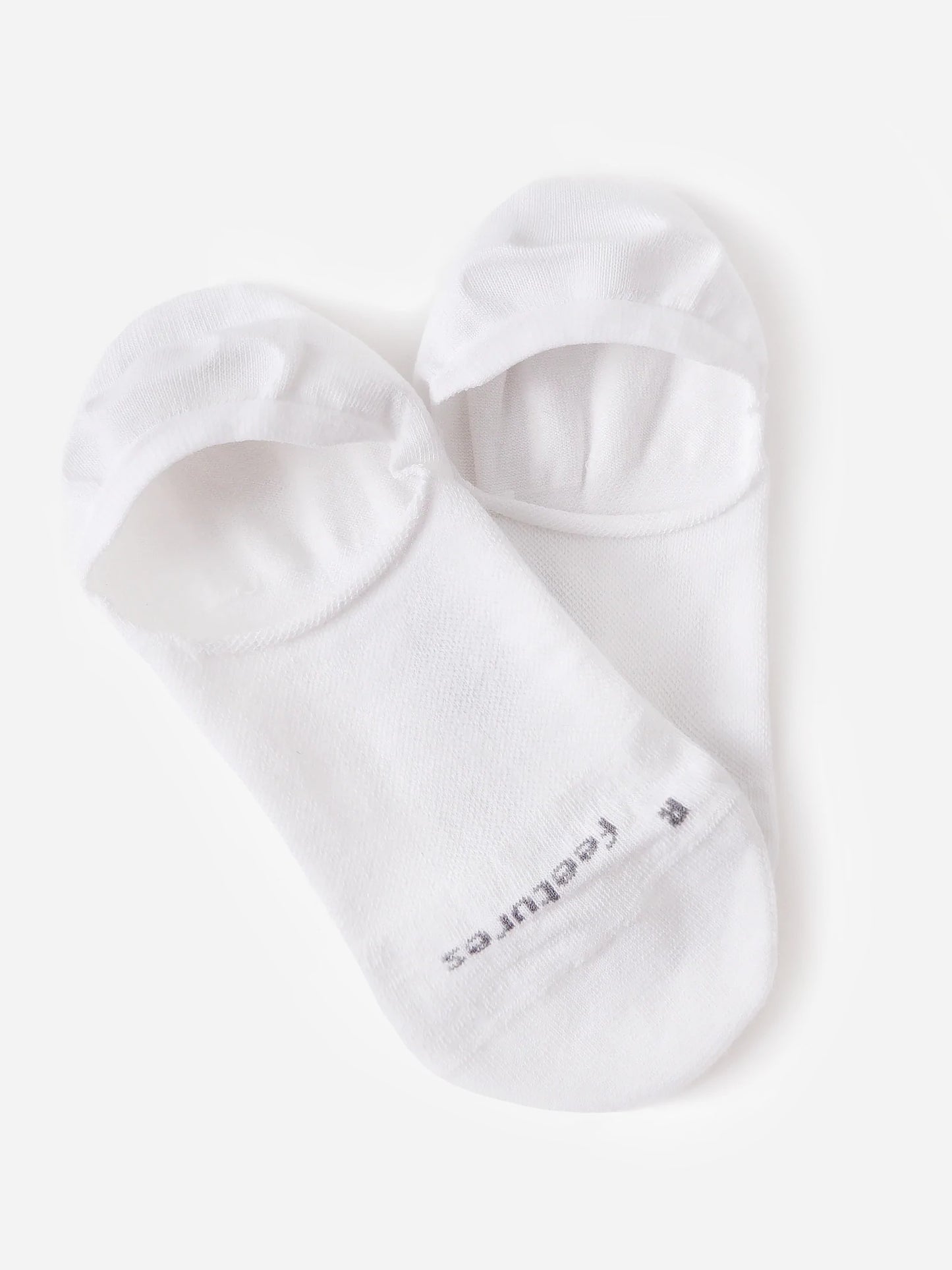 Feetures Everyday No Show Socks - Saint Bernard