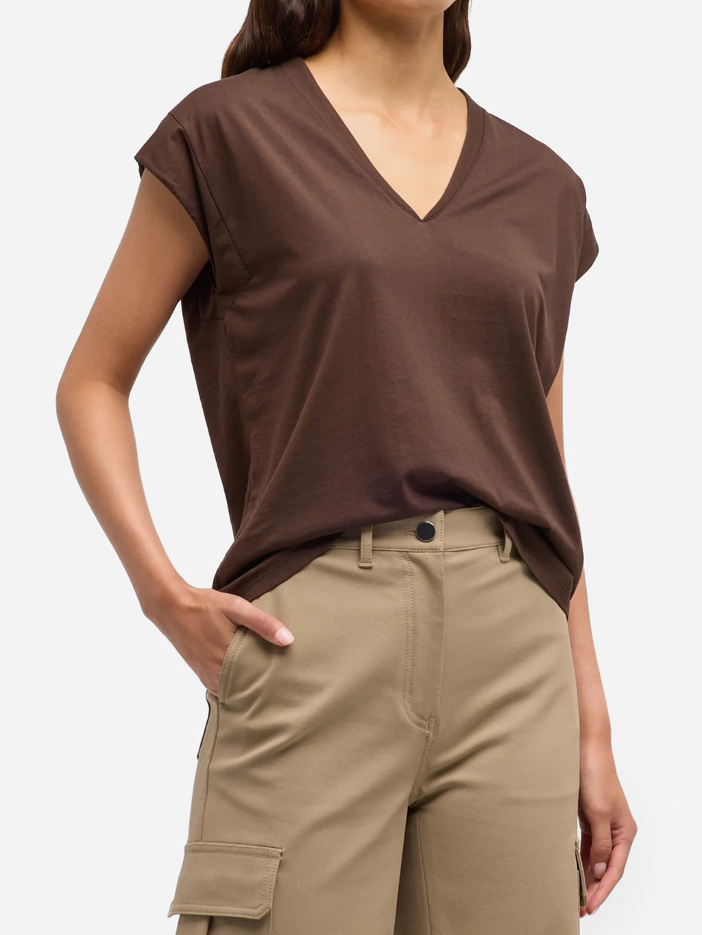 Frame Women's Le Mid Rise V-Neck Tee - Saint Bernard